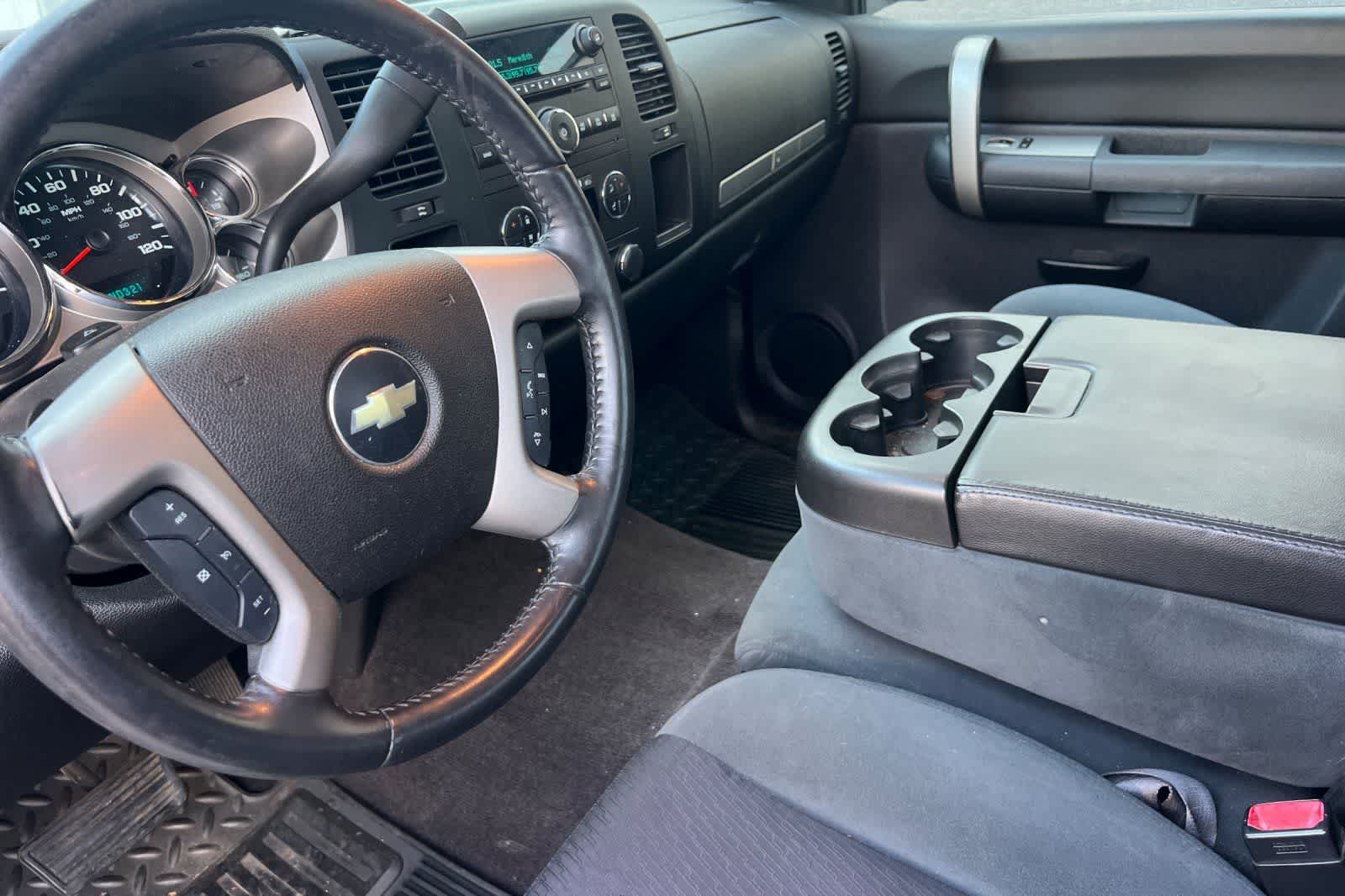 Thumbnail: 2009 Chevrolet Silverado 1500 - 14