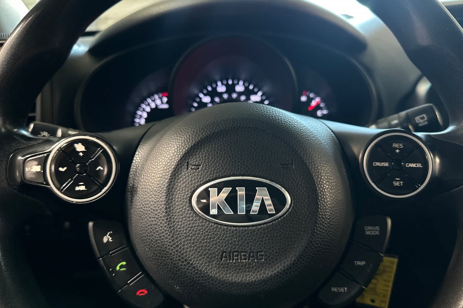 Thumbnail: 2017 Kia Soul - 24