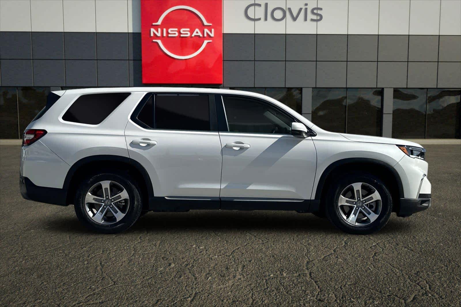 Thumbnail: 2024 Honda Pilot - 9