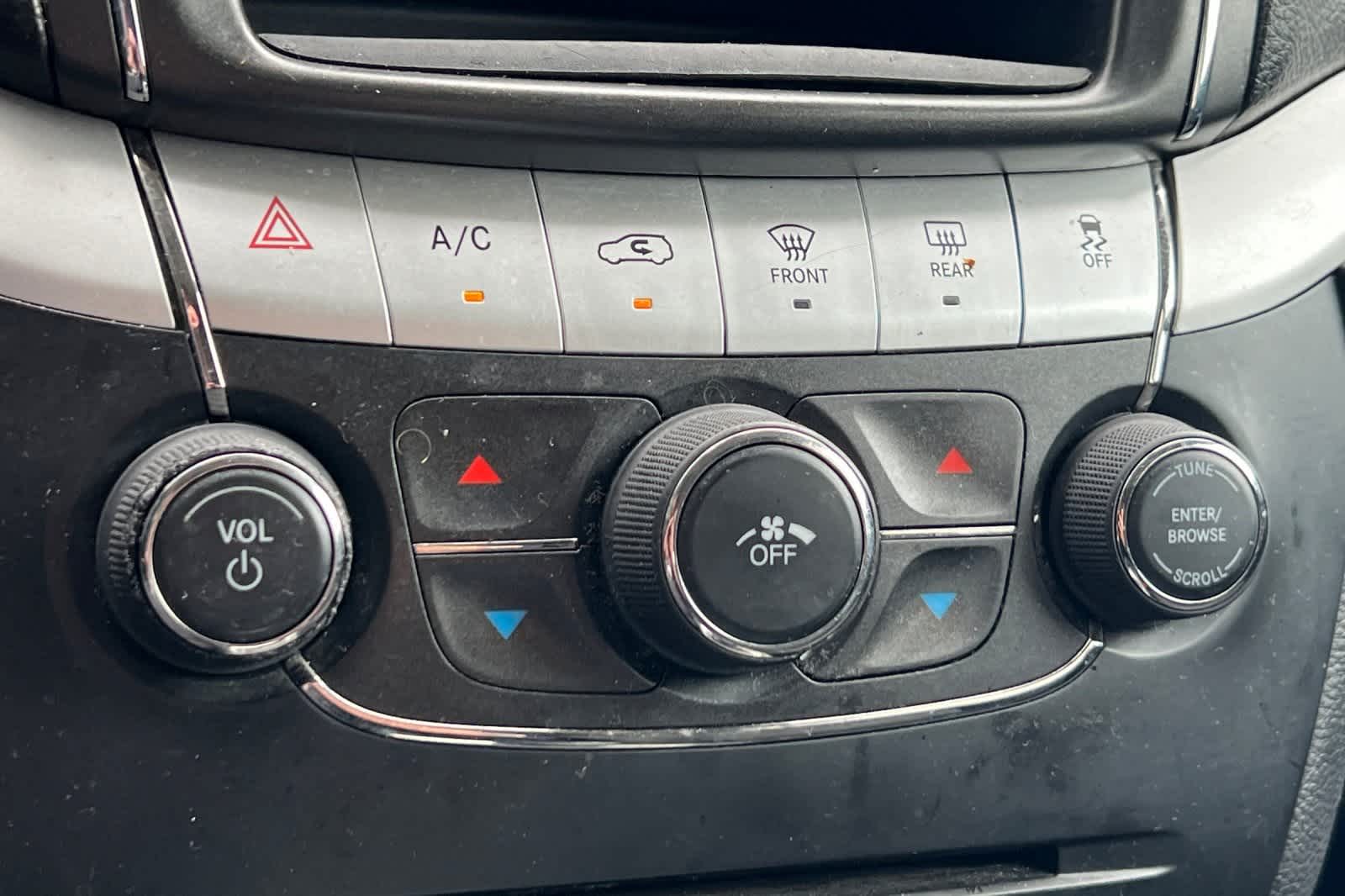 Thumbnail: 2020 Dodge Journey - 22