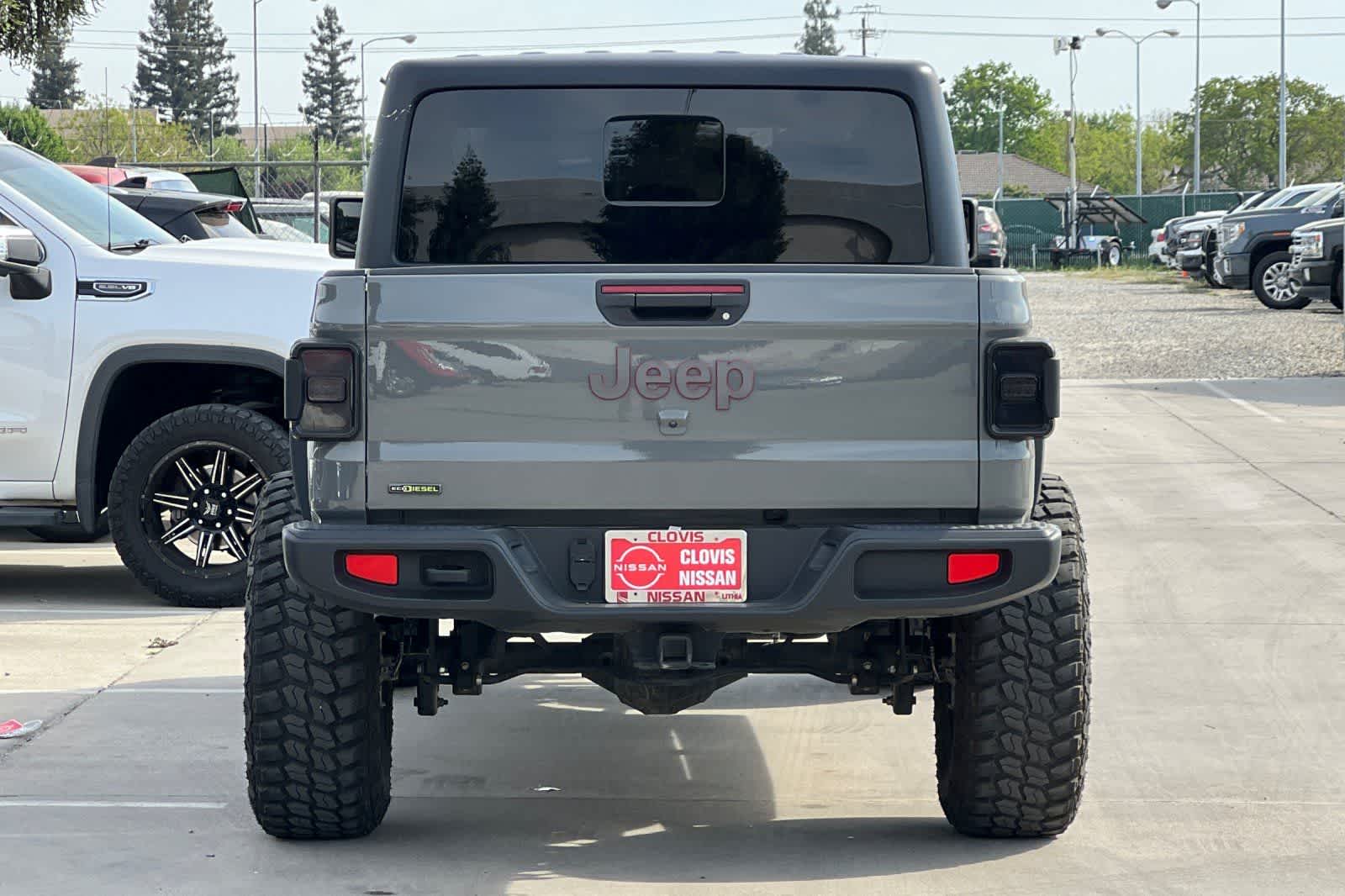 Thumbnail: 2022 Jeep Gladiator - 8