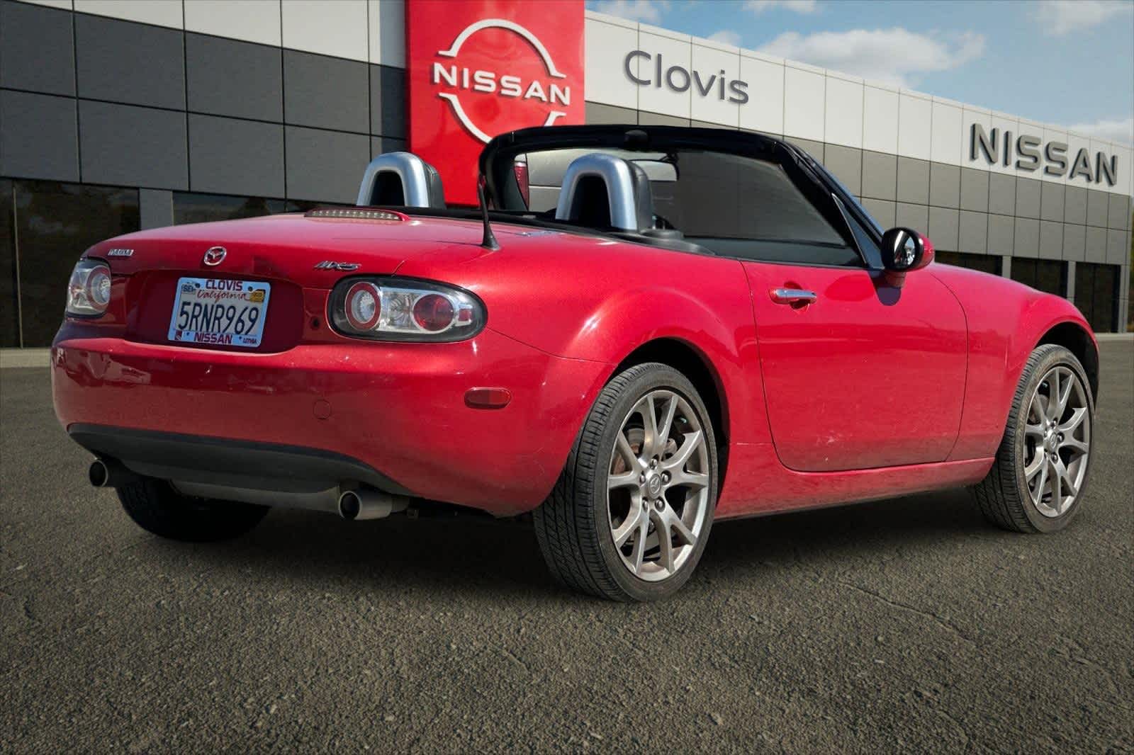 Thumbnail: 2006 Mazda MX-5 Miata - 3