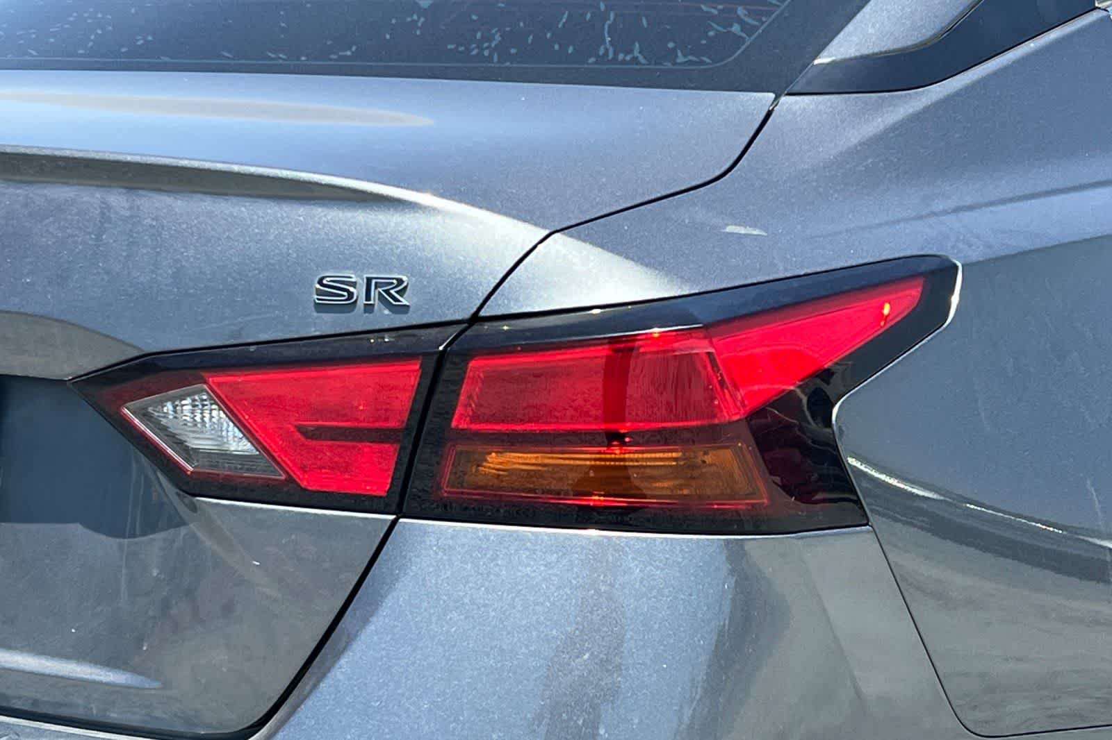 Thumbnail: 2020 Nissan Altima - 13