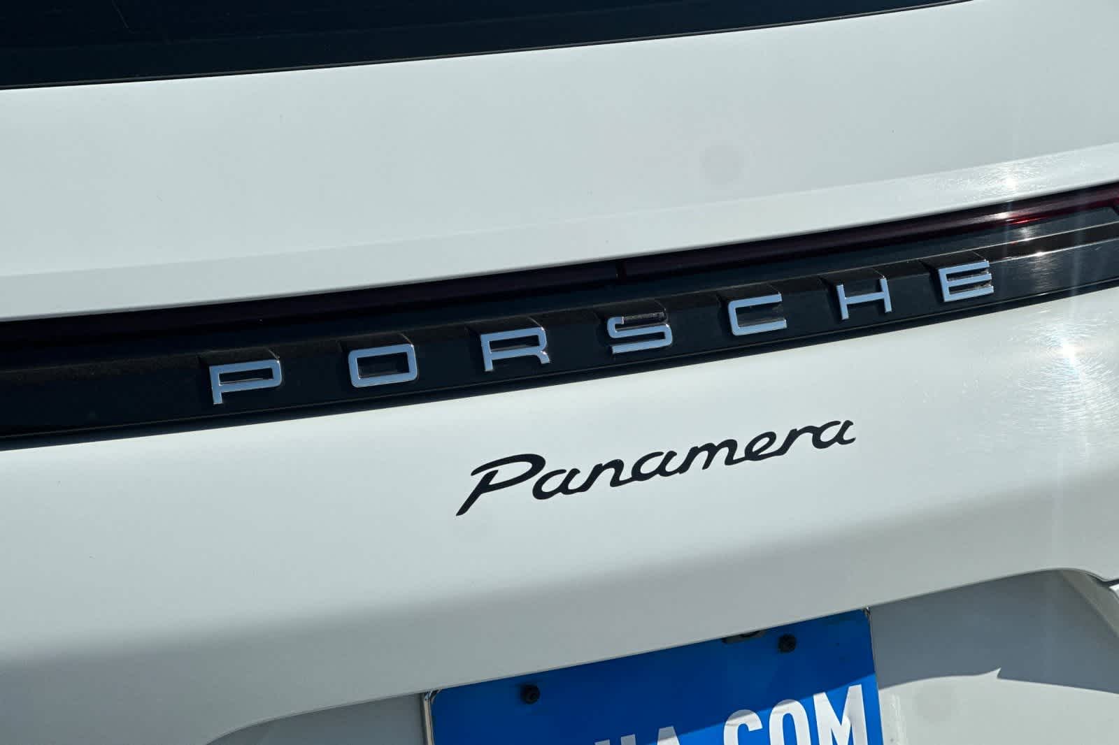 Thumbnail: 2018 Porsche Panamera - 13