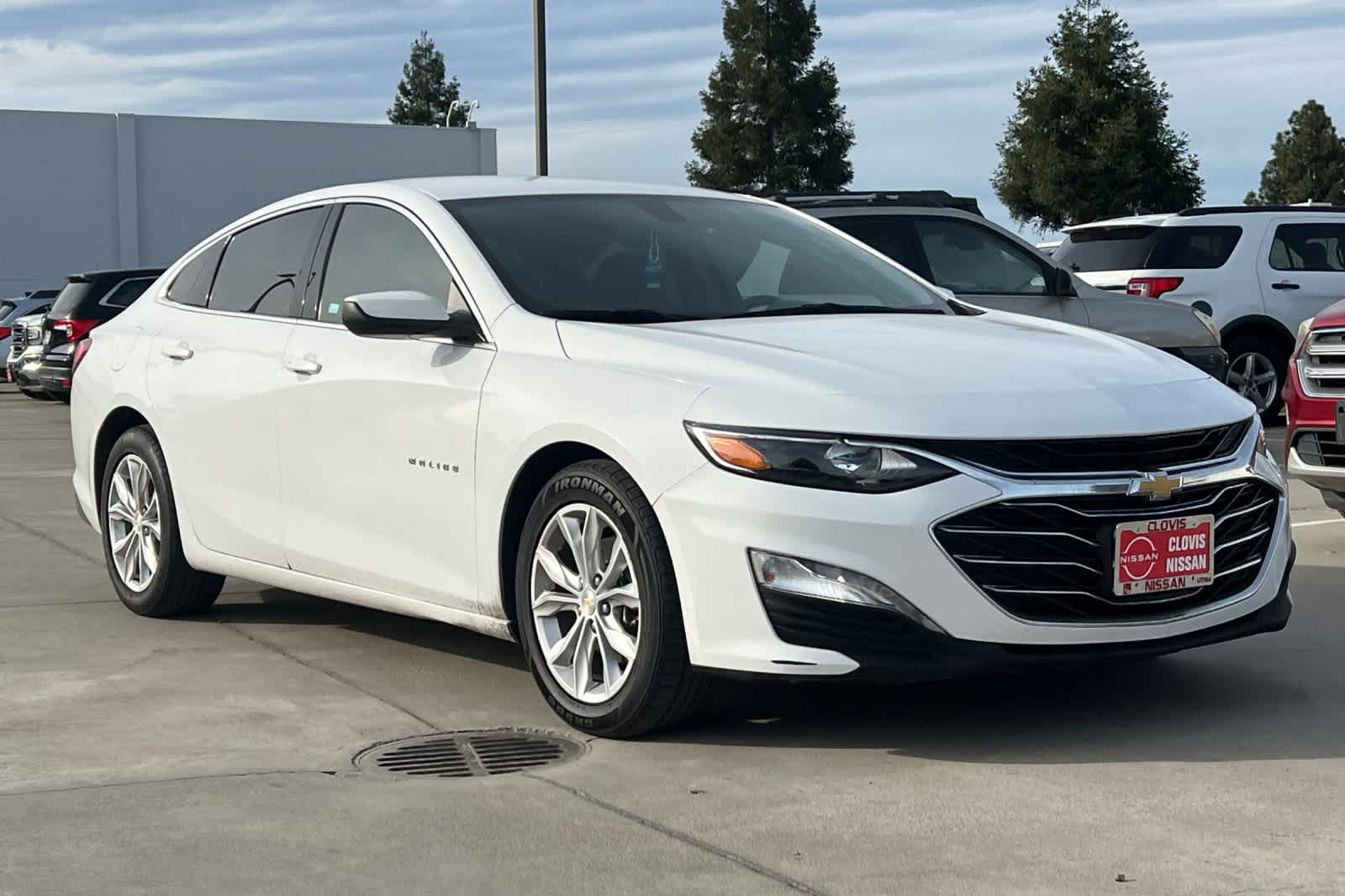 Thumbnail: 2022 Chevrolet Malibu - 10