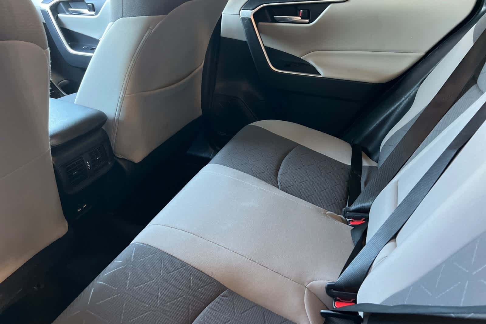 Thumbnail: 2021 Toyota RAV4 - 5