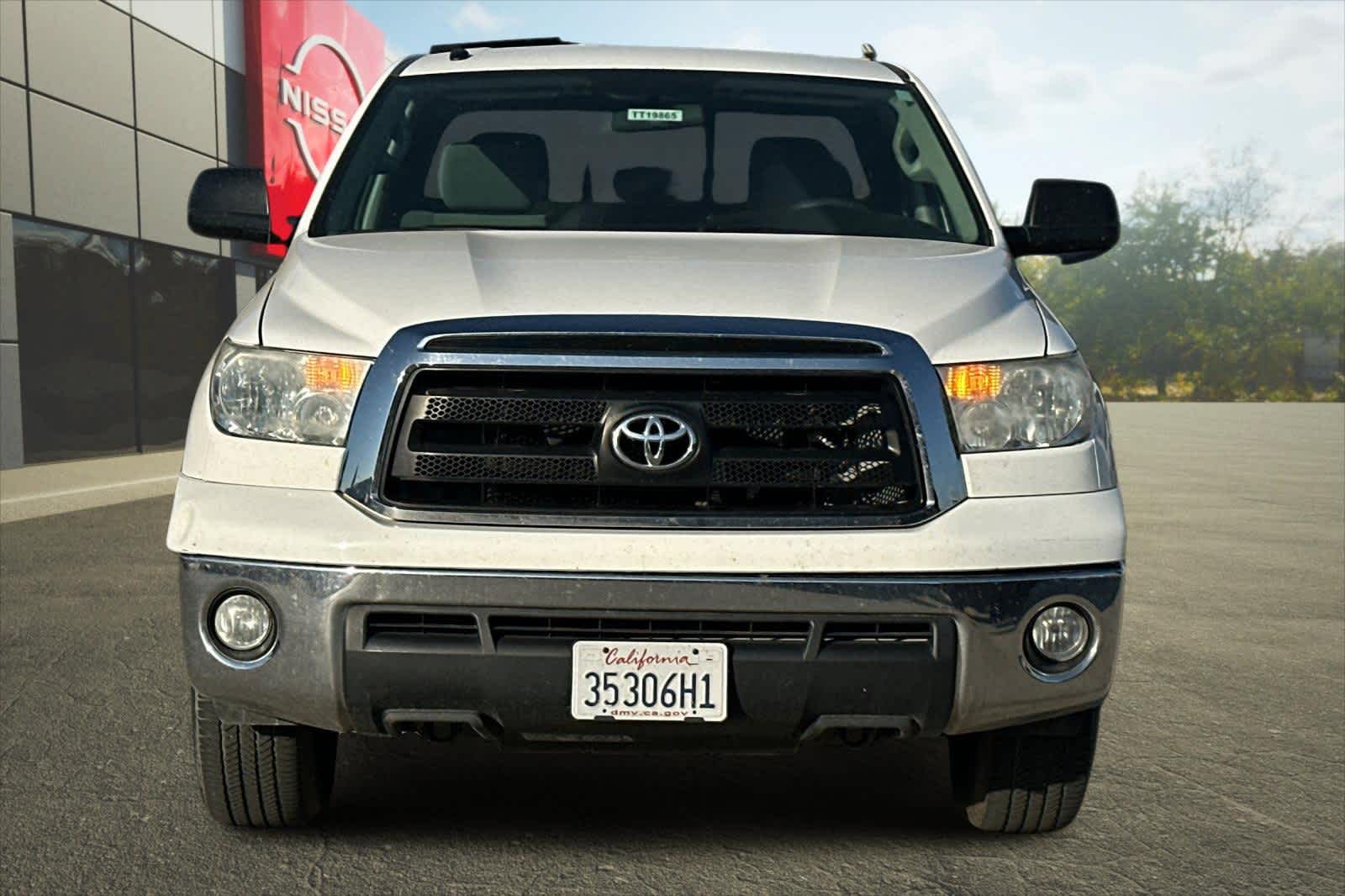Thumbnail: 2012 Toyota Tundra - 11