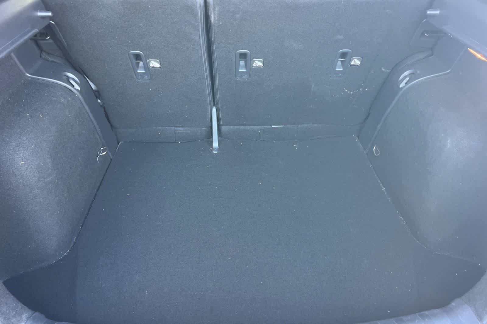 Thumbnail: 2021 Nissan Kicks - 16