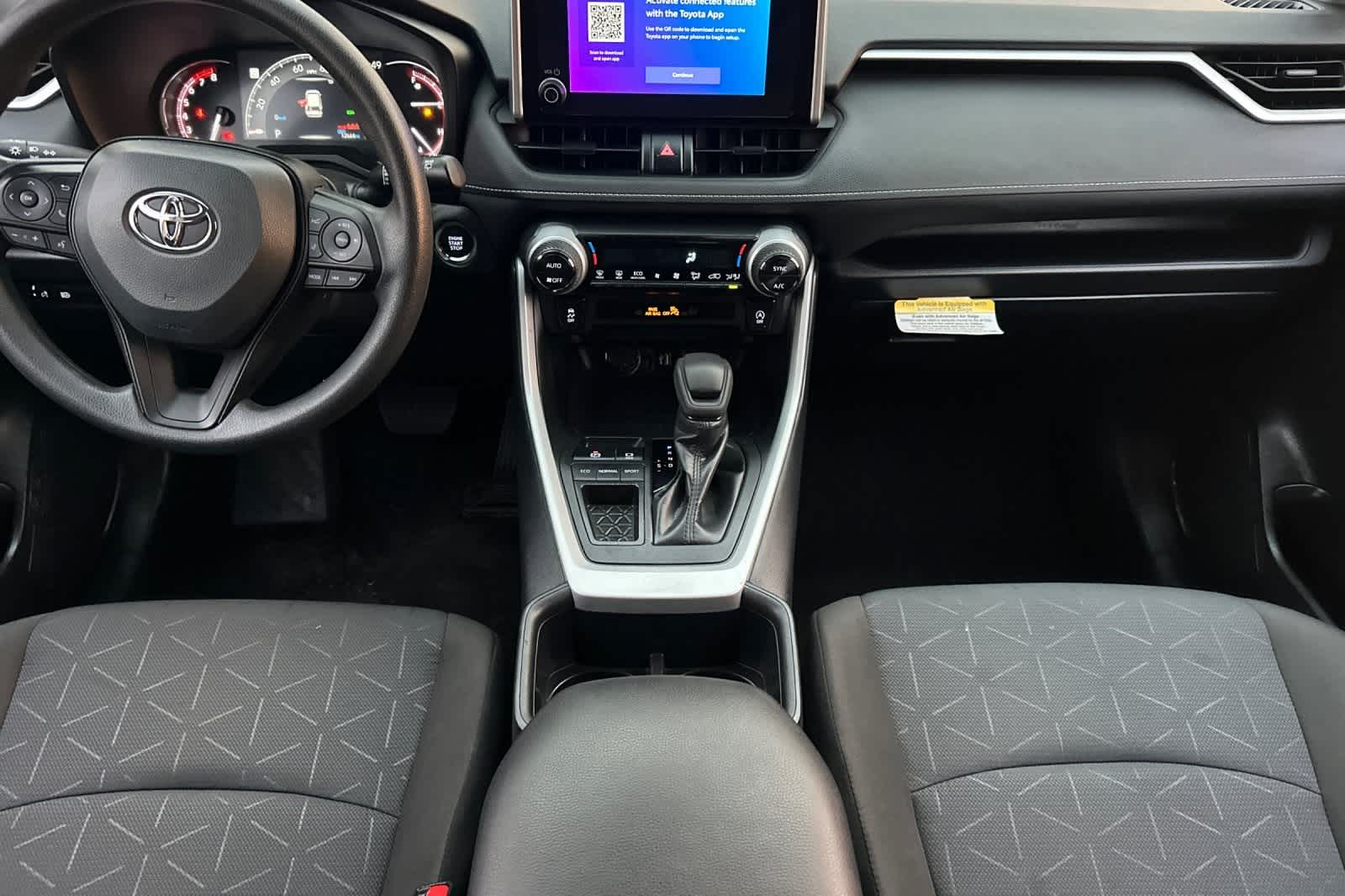 Thumbnail: 2025 Toyota RAV4 - 4