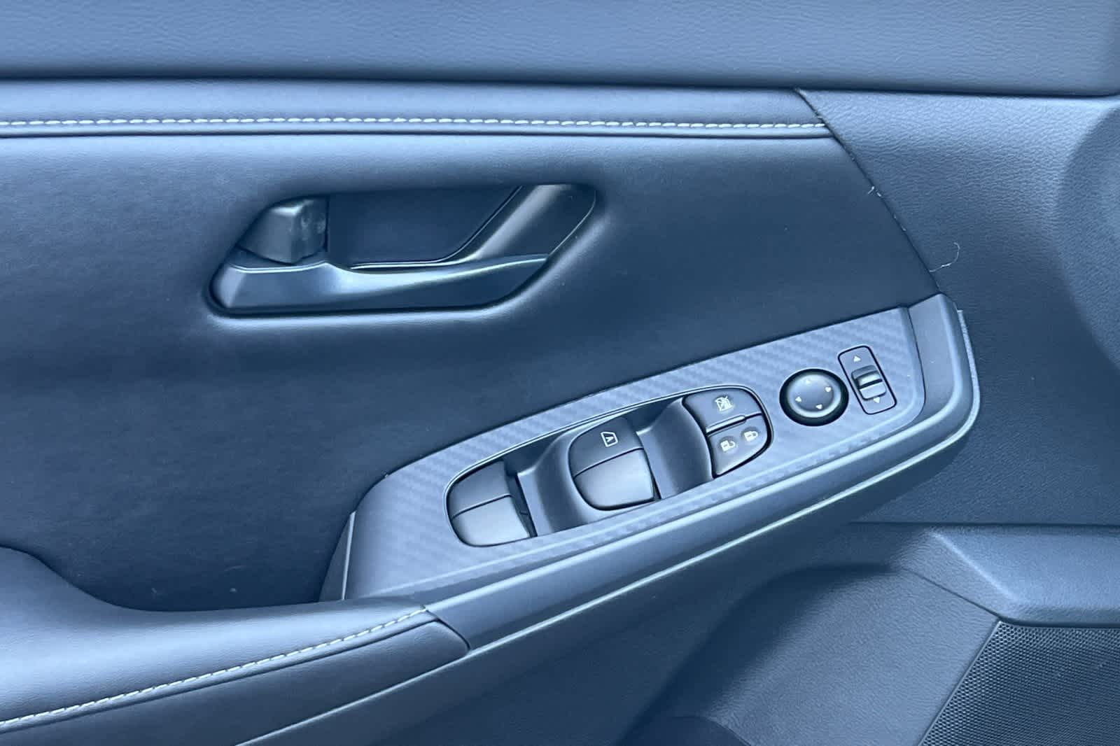 Thumbnail: 2025 Nissan Sentra - 13