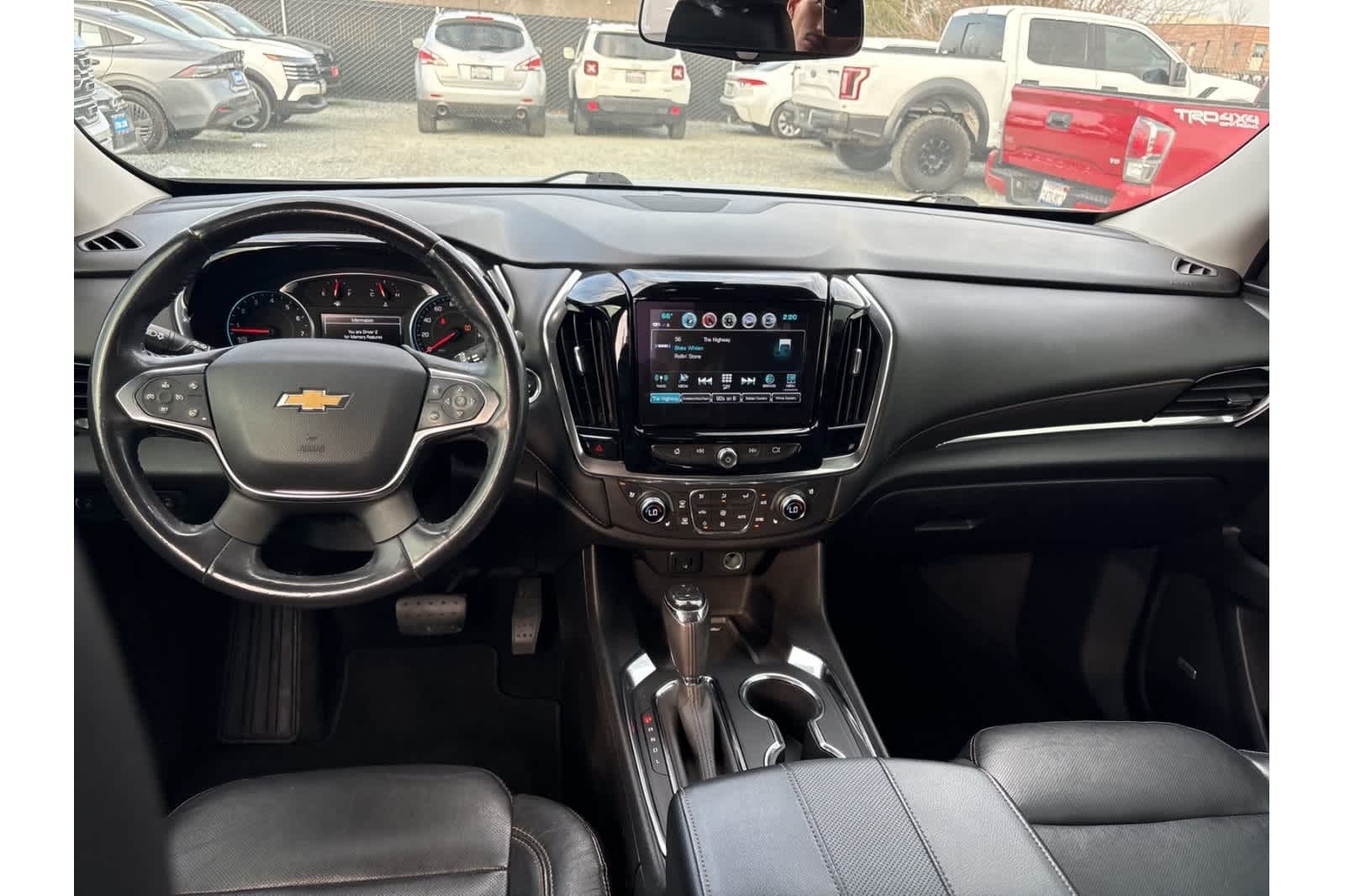 Thumbnail: 2019 Chevrolet Traverse - 4