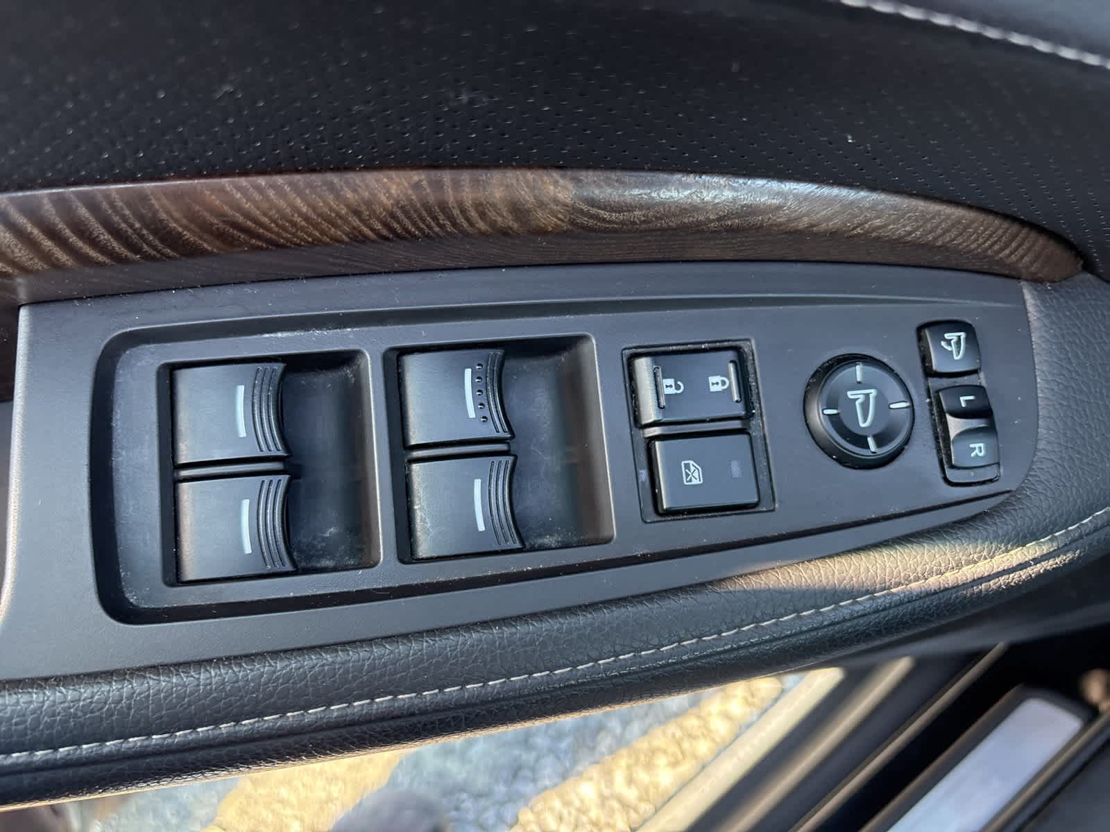 Thumbnail: 2019 Acura MDX - 12