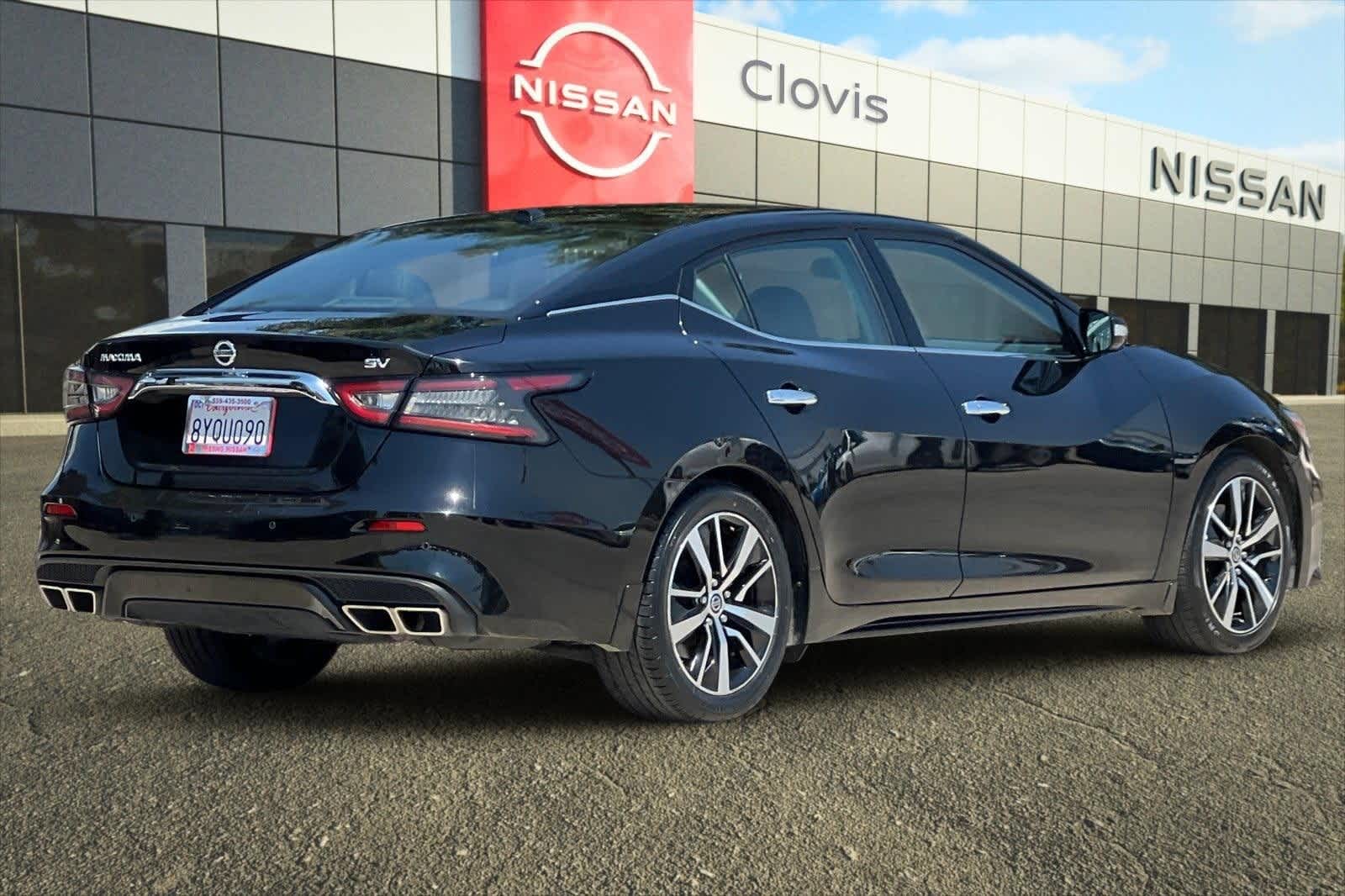 2021 Nissan Maxima SV 10