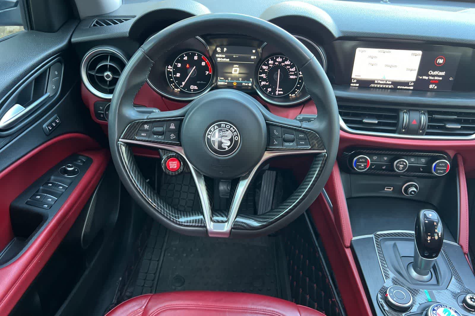 Thumbnail: 2018 Alfa Romeo Stelvio - 16