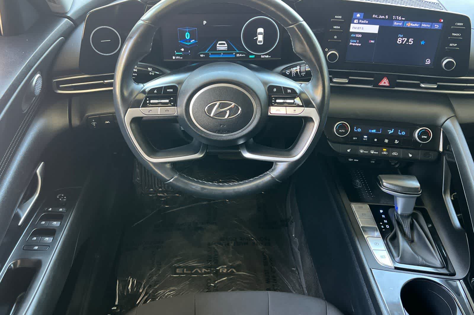 Thumbnail: 2022 Hyundai Elantra - 14