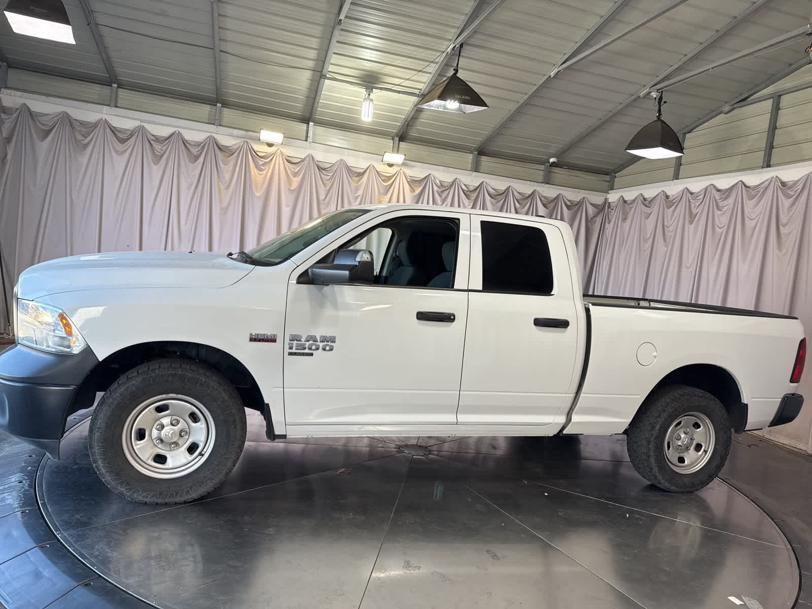 Thumbnail: 2021 RAM 1500 Classic - 2