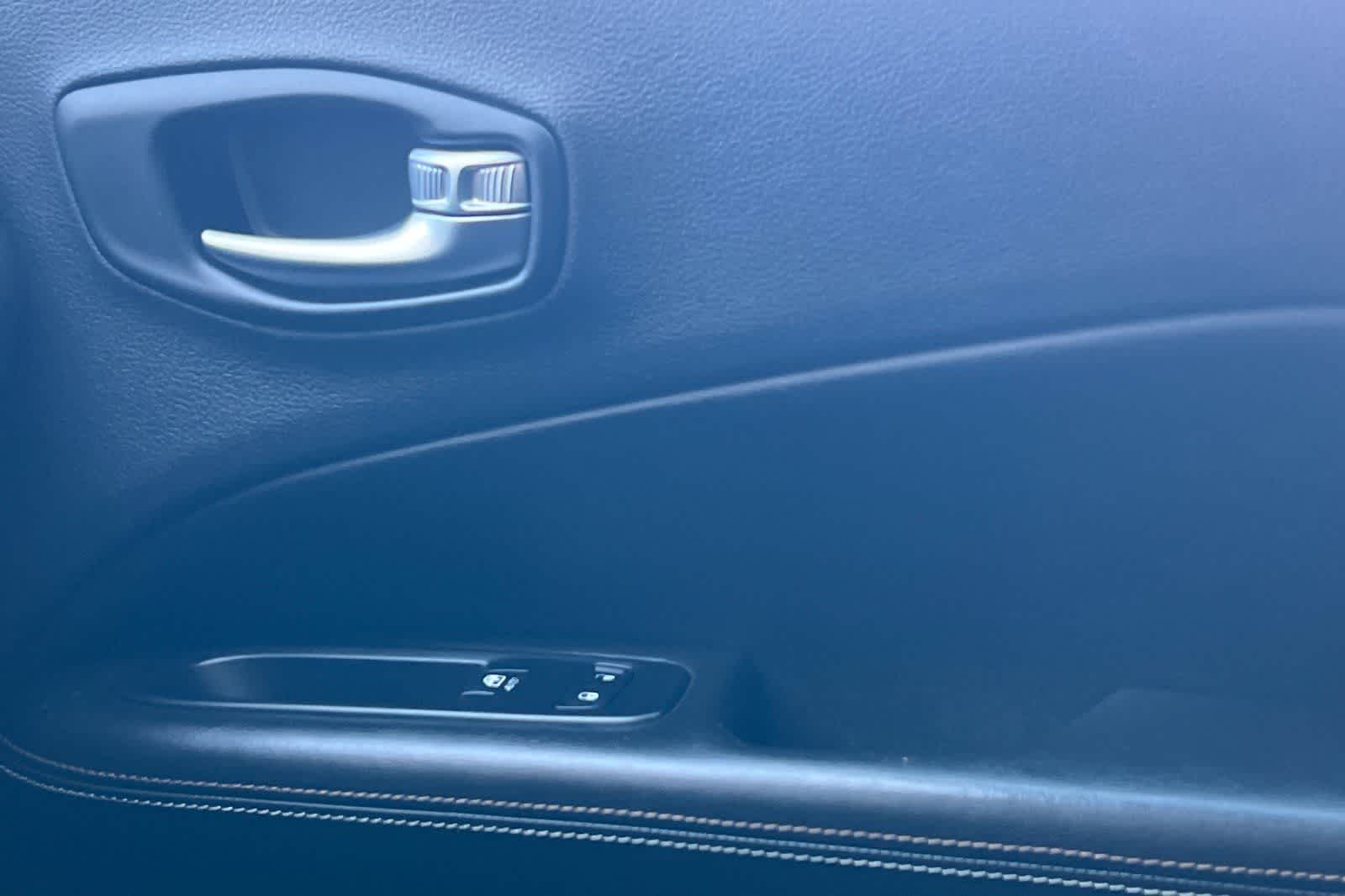 Thumbnail: 2021 Jeep Compass - 21