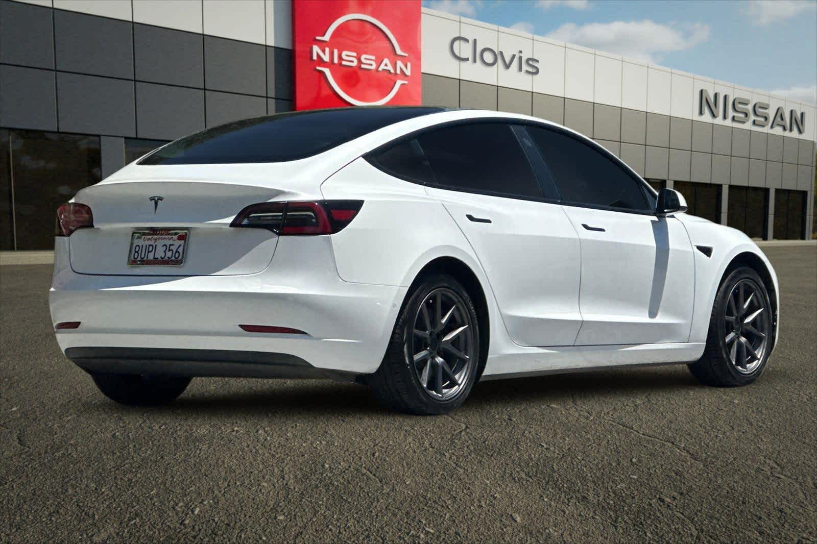 Thumbnail: 2021 Tesla Model 3 - 3