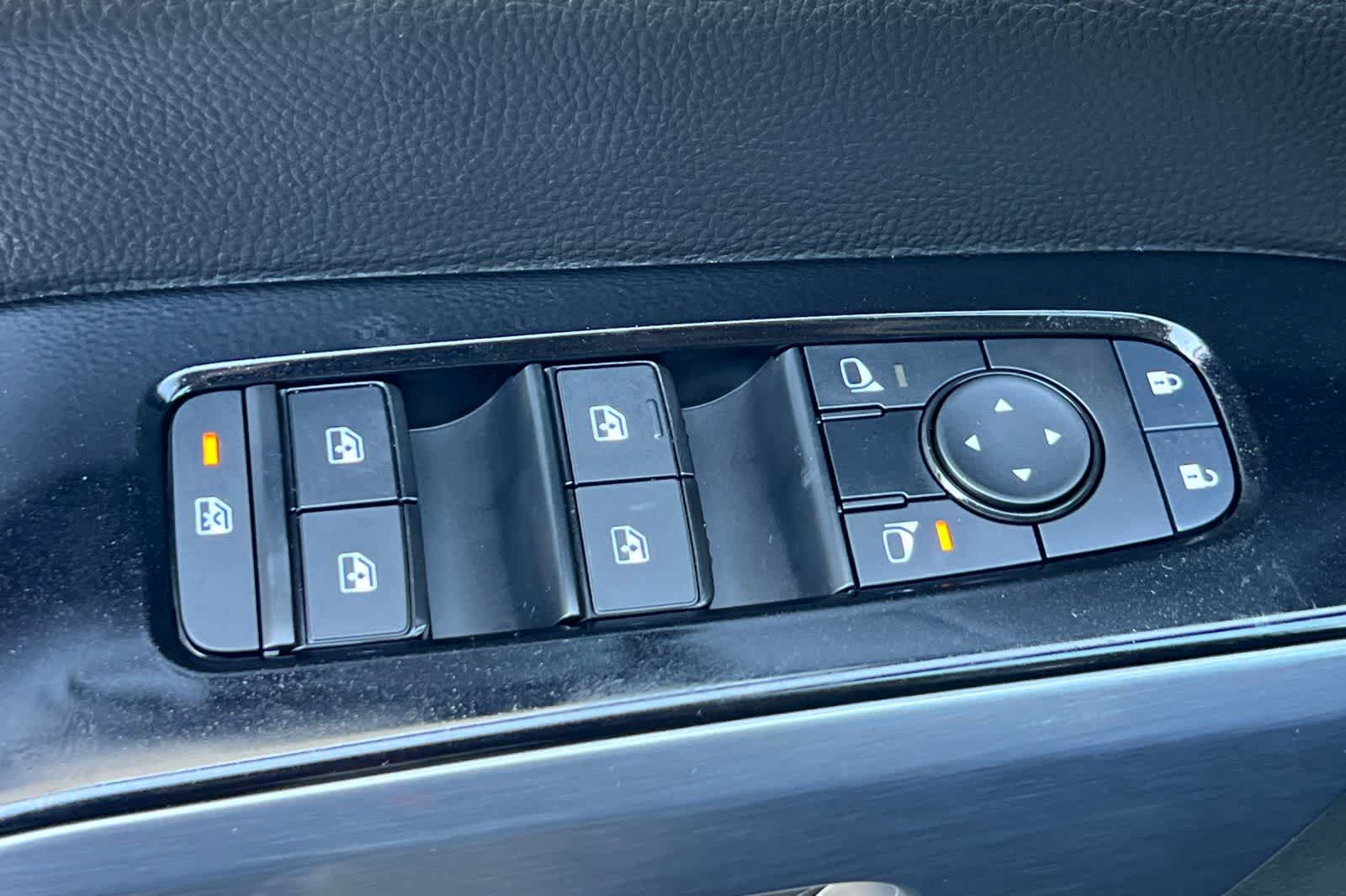 Thumbnail: 2026 Nissan Pathfinder - 14