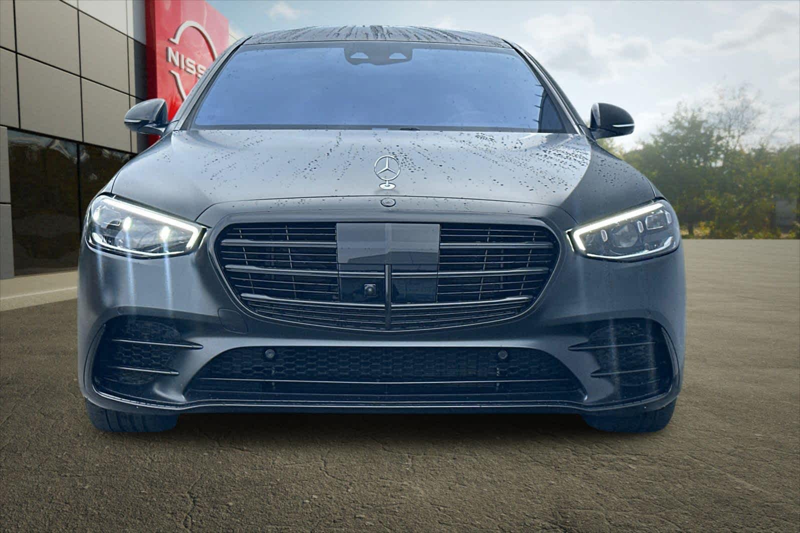 Thumbnail: 2023 Mercedes-Benz S-Class - 11