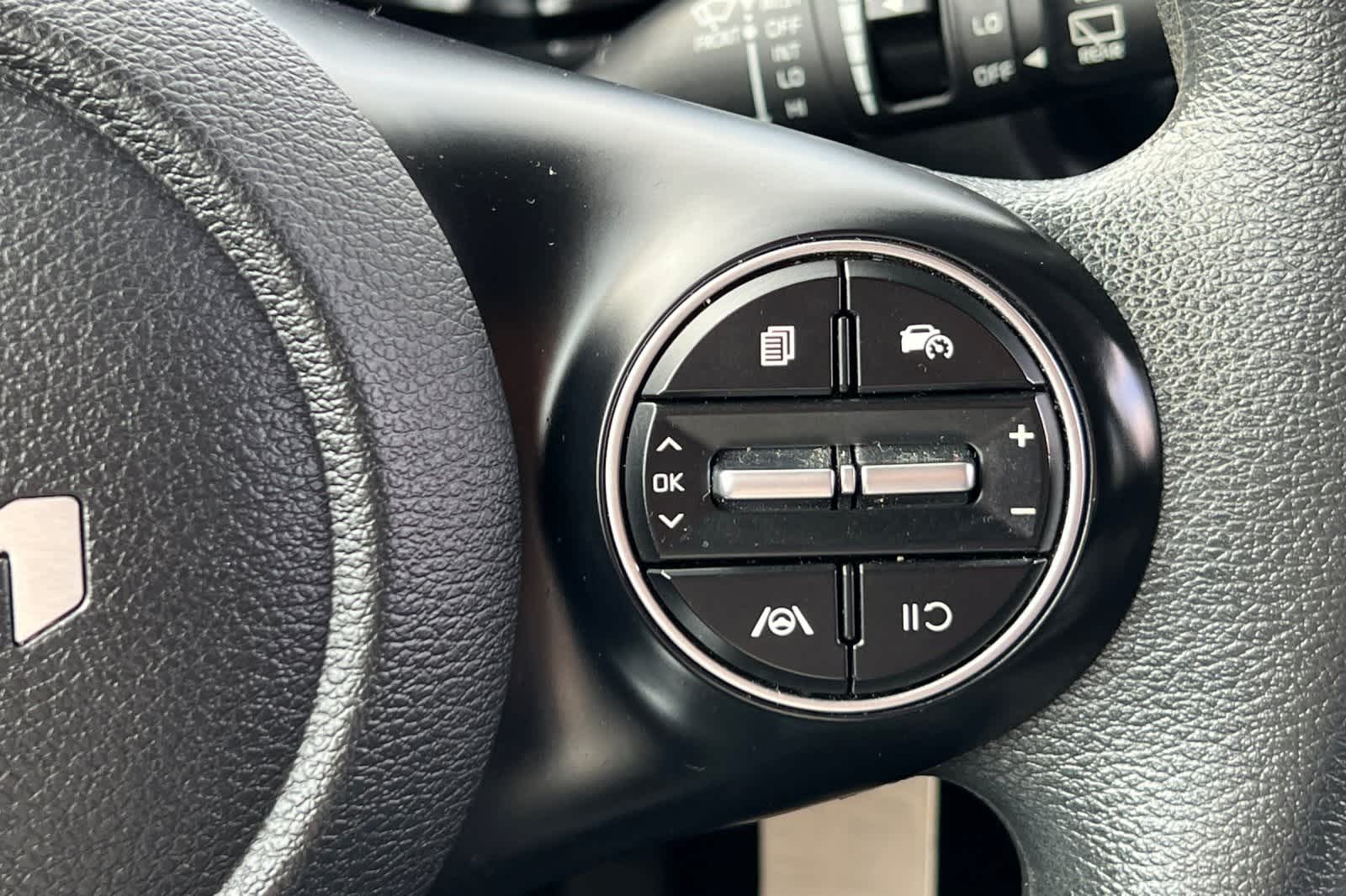 Thumbnail: 2023 Kia Soul - 28