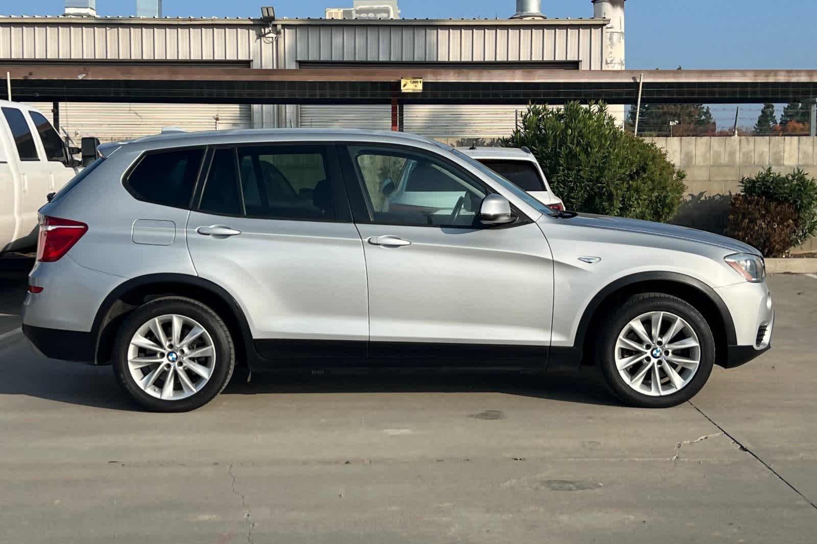 Thumbnail: 2017 BMW X3 - 9