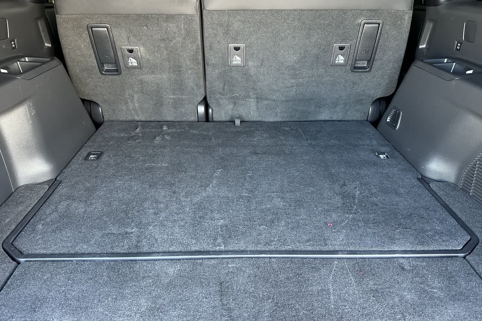 Thumbnail: 2025 Toyota Land Cruiser - 18