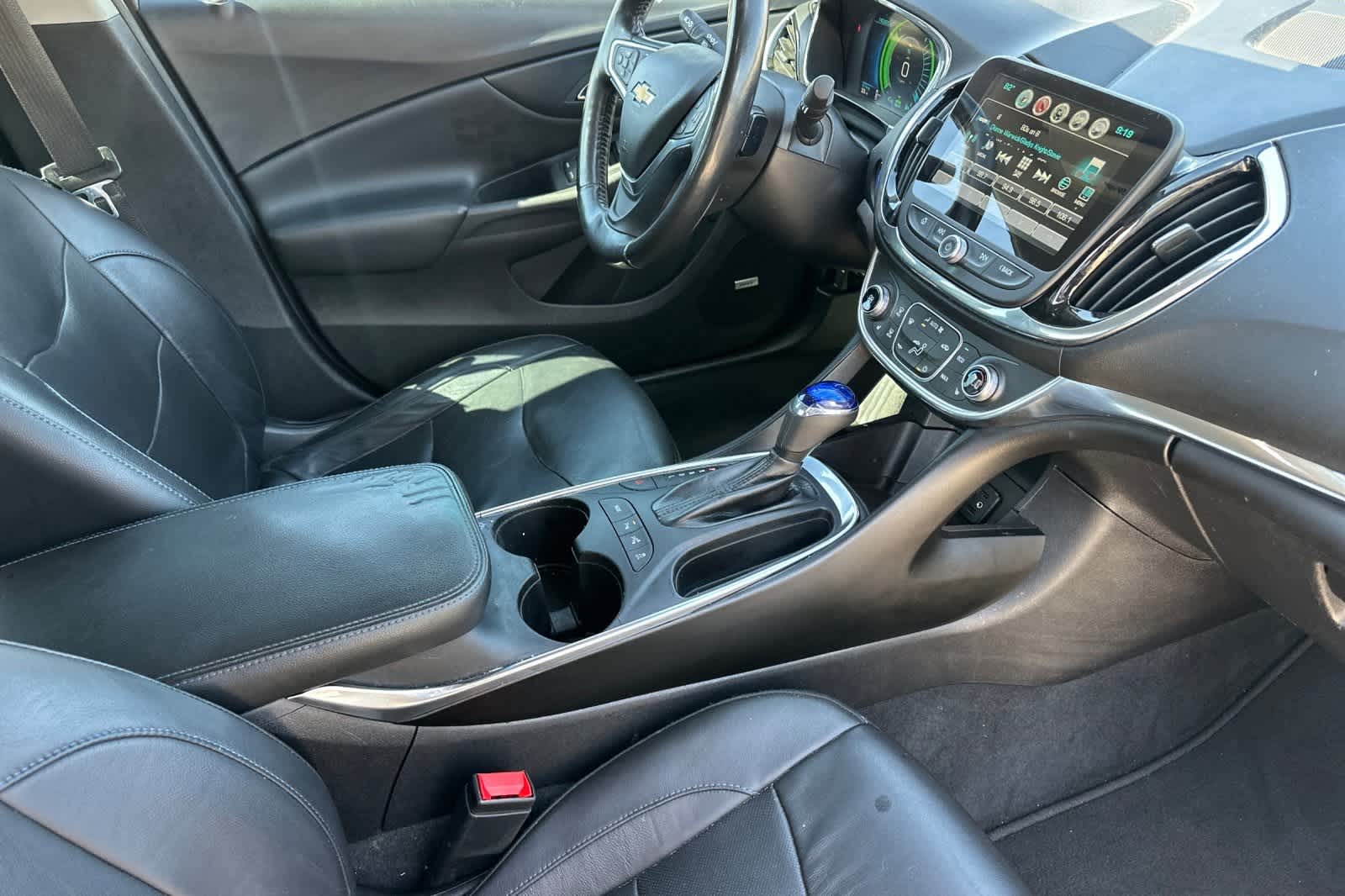 Thumbnail: 2018 Chevrolet Volt - 18