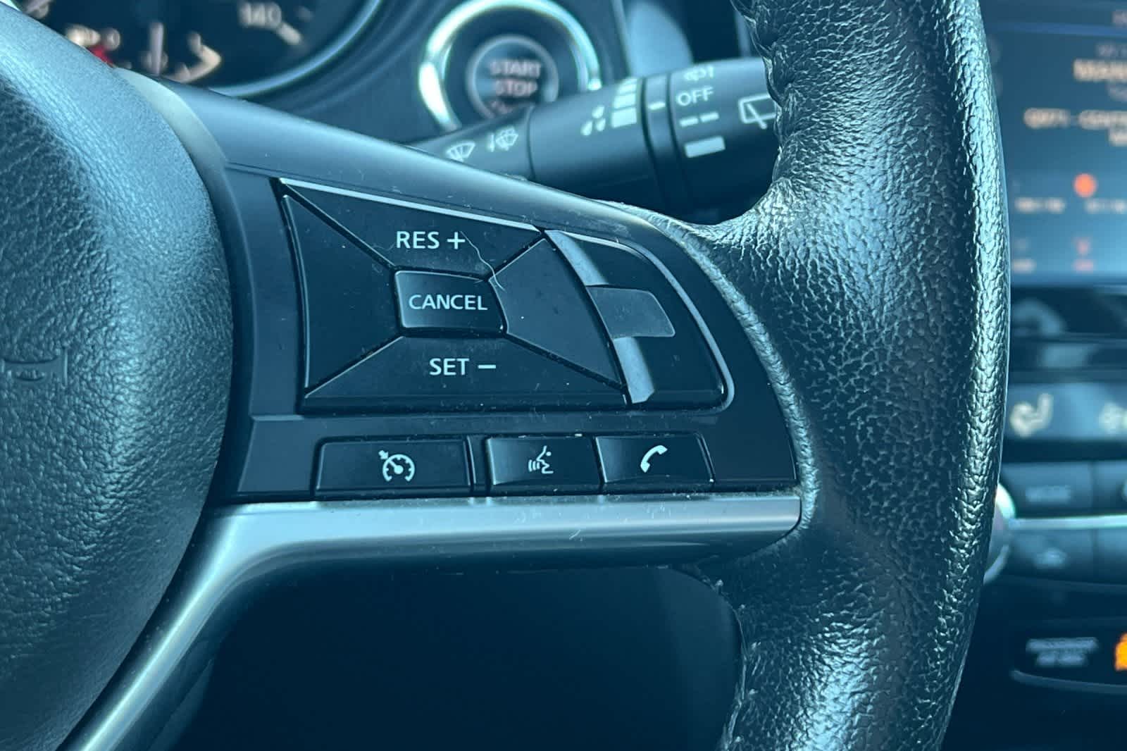 Thumbnail: 2020 Nissan Rogue - 30