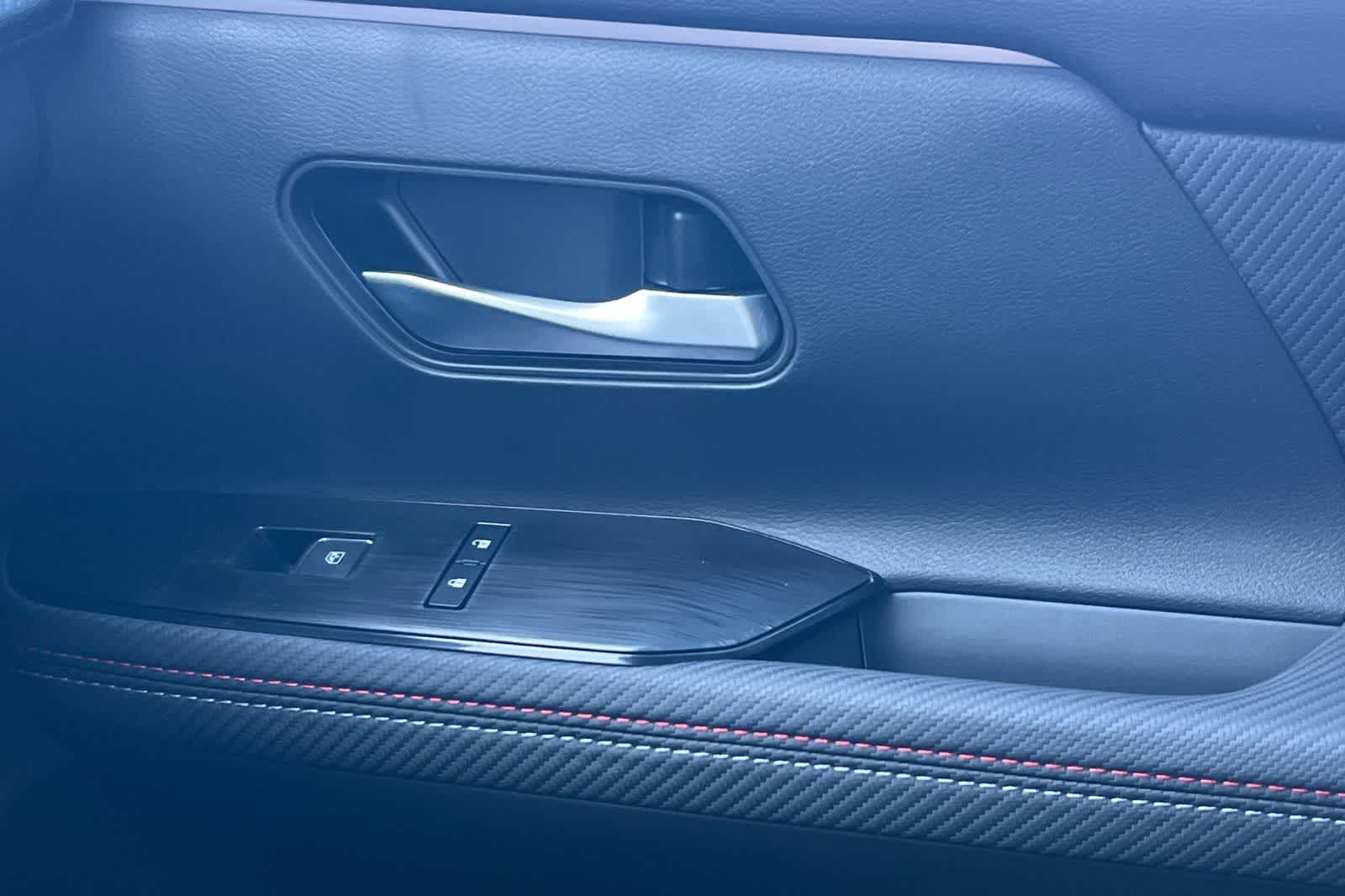 Thumbnail: 2026 Nissan Kicks - 21