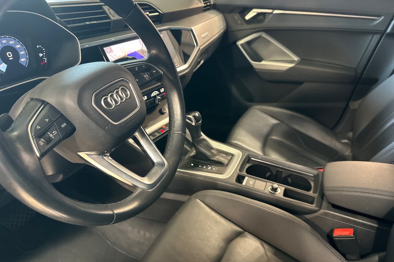 Thumbnail: 2023 Audi Q3 - 14