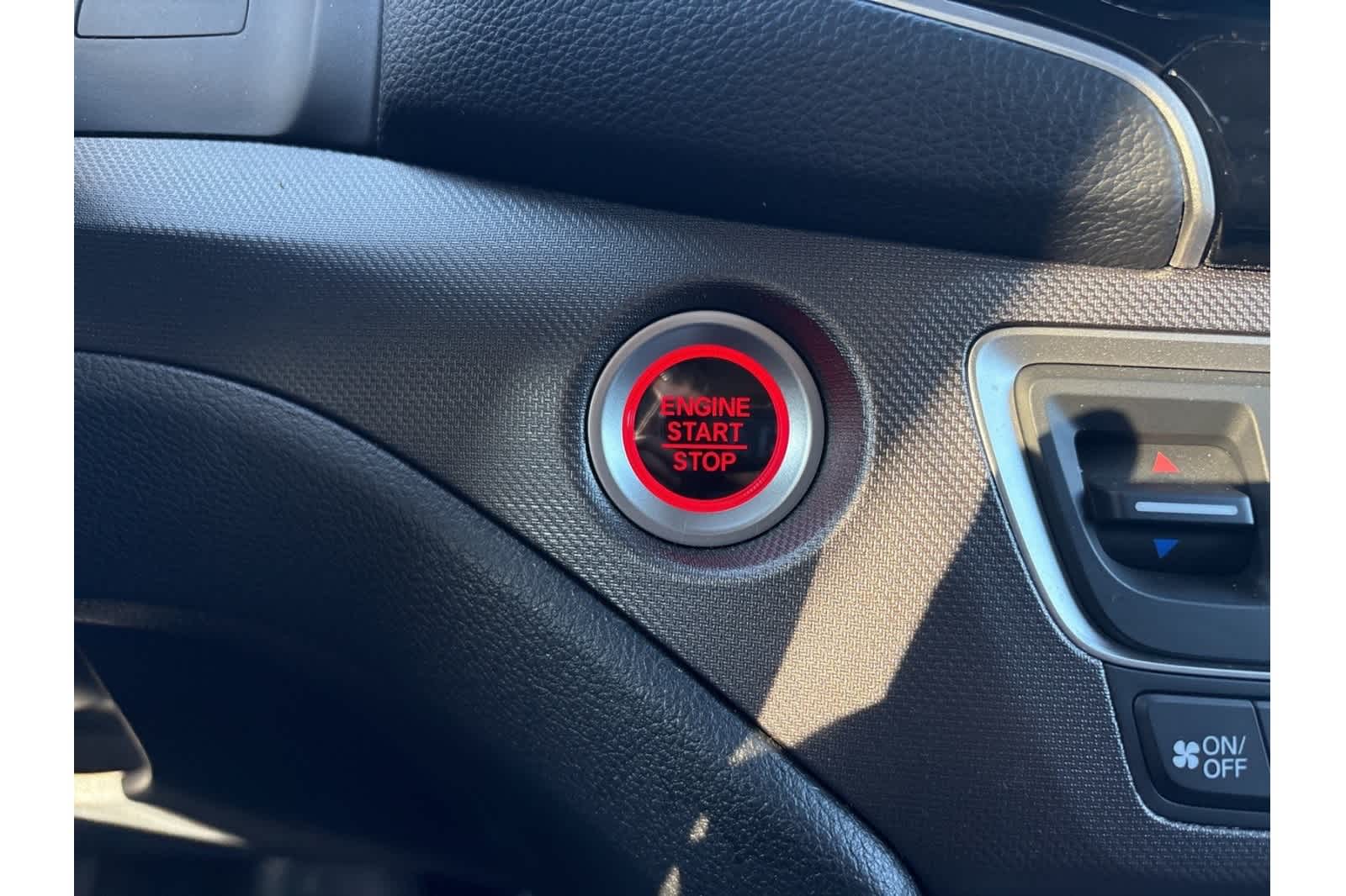 Thumbnail: 2025 Honda Ridgeline - 22