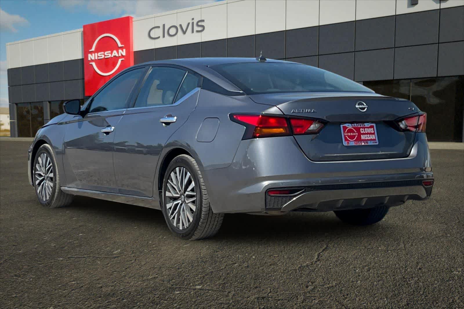 Thumbnail: 2024 Nissan Altima - 7
