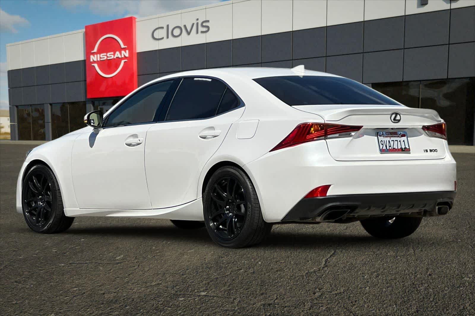 Thumbnail: 2020 Lexus IS - 7