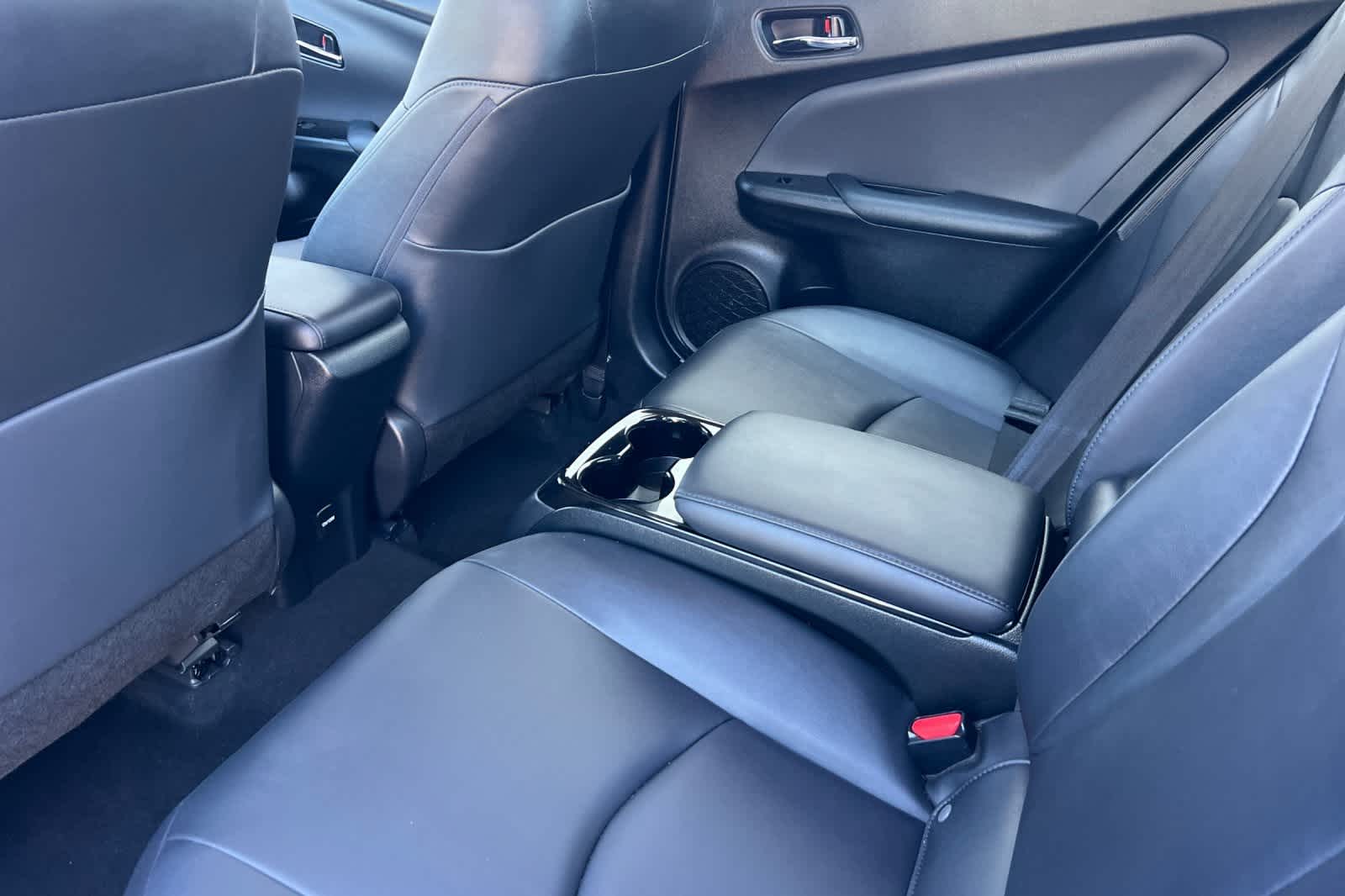 Thumbnail: 2019 Toyota Prius Prime - 5