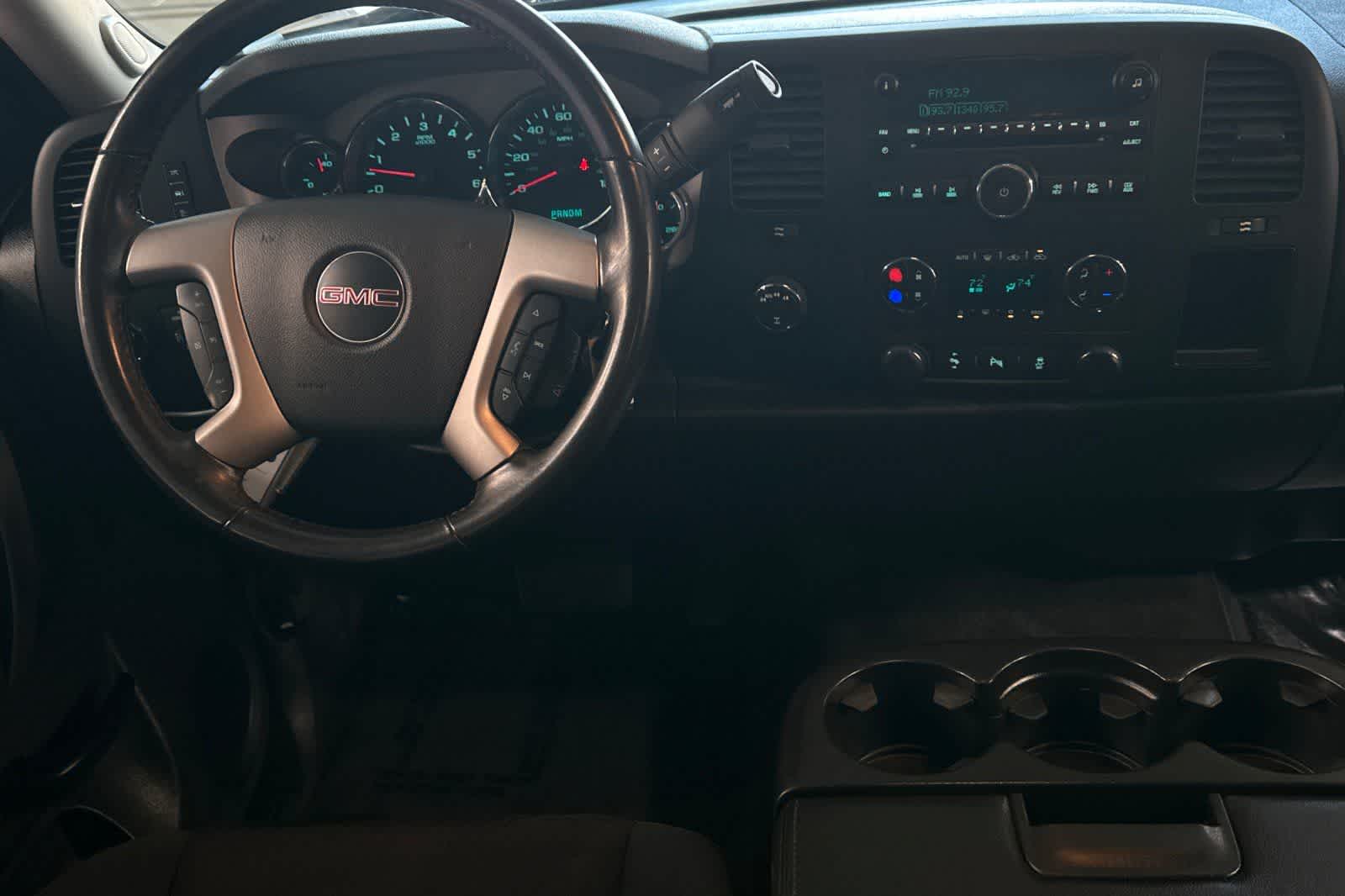 Thumbnail: 2013 GMC Sierra 1500 - 16