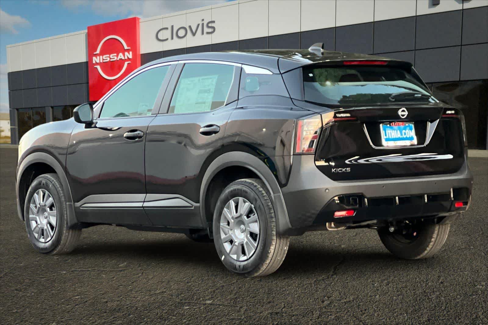 Thumbnail: 2026 Nissan Kicks - 8