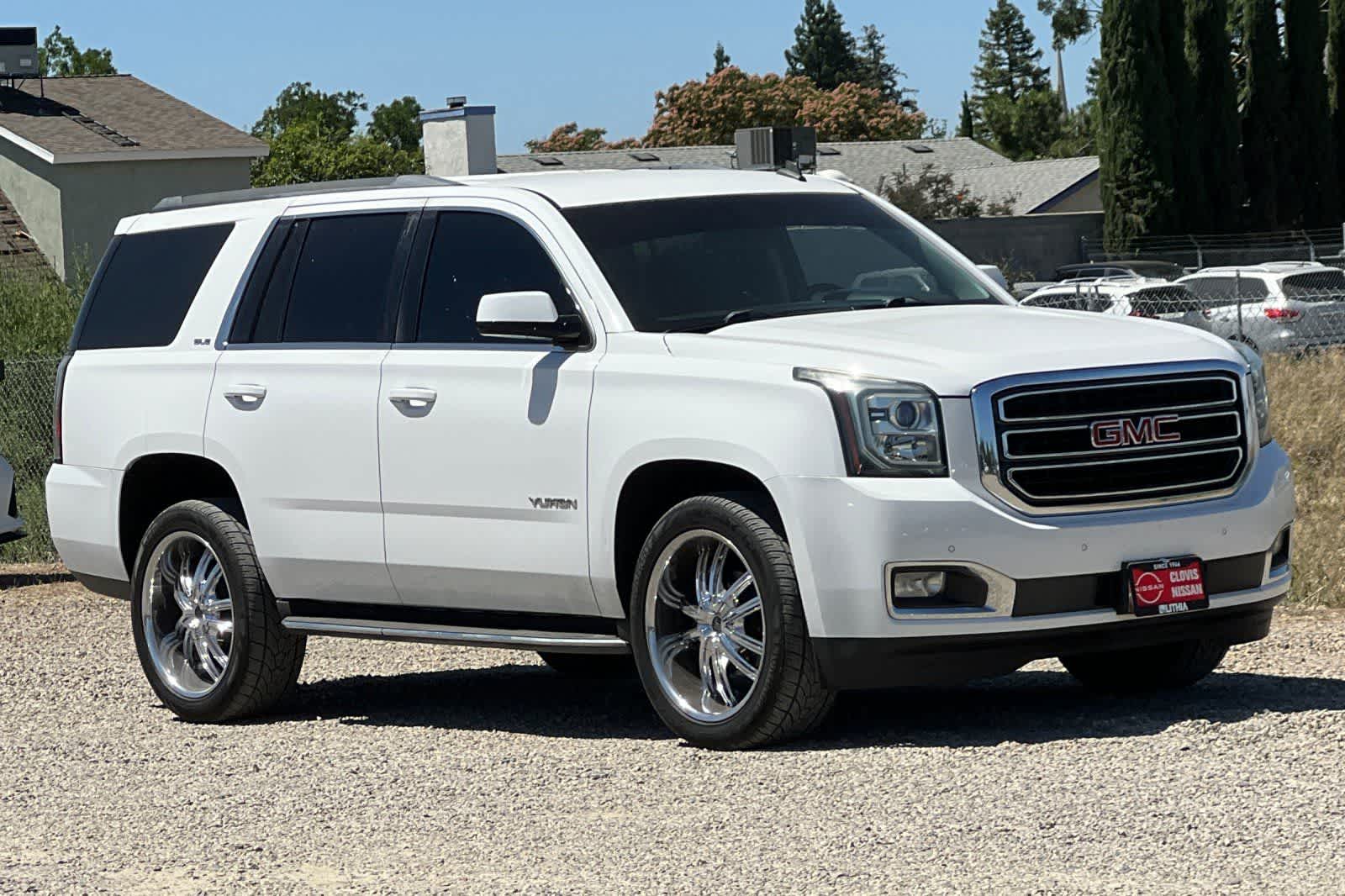 Thumbnail: 2015 GMC Yukon - 10