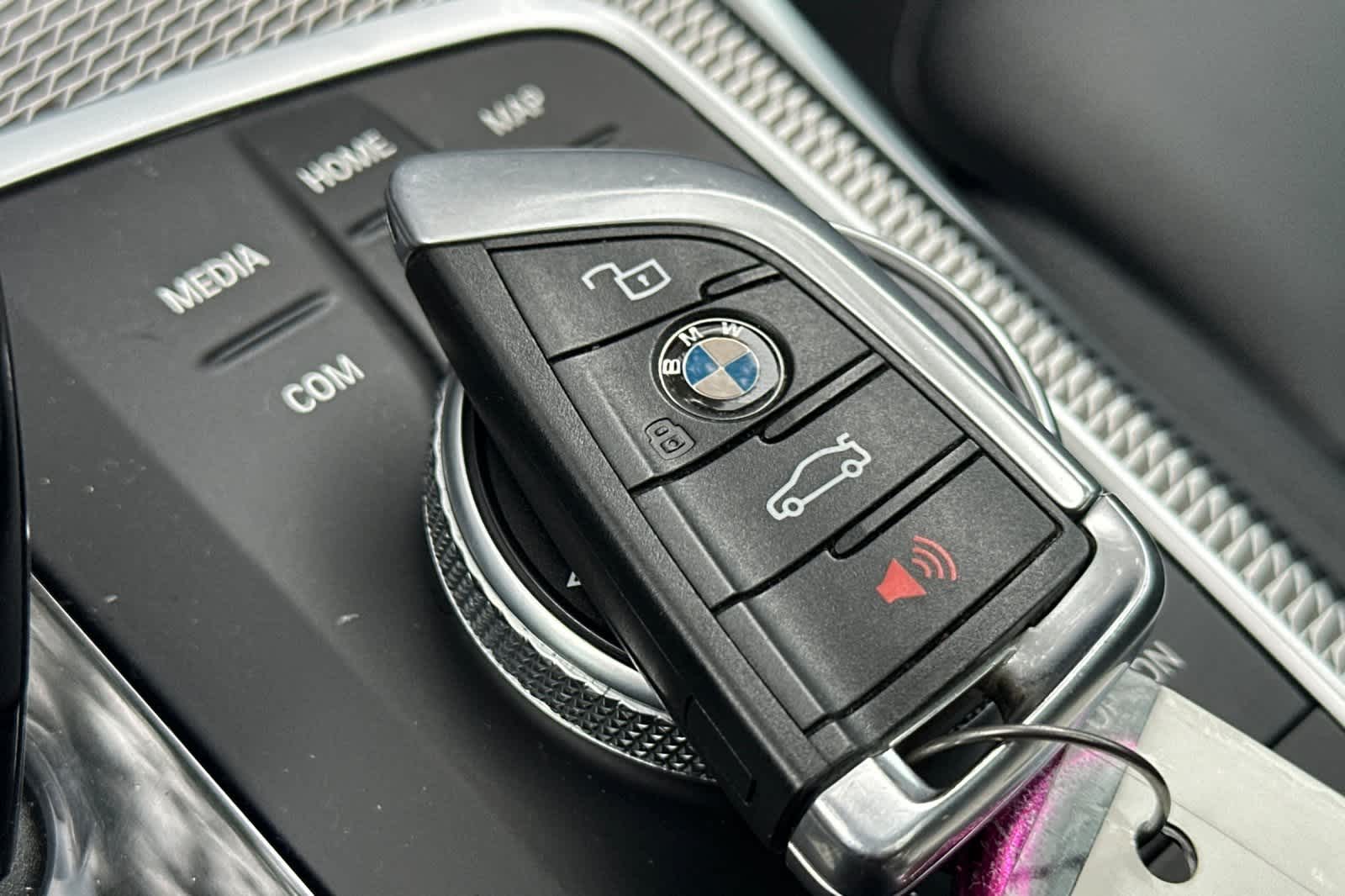 Thumbnail: 2020 BMW 3 Series - 23