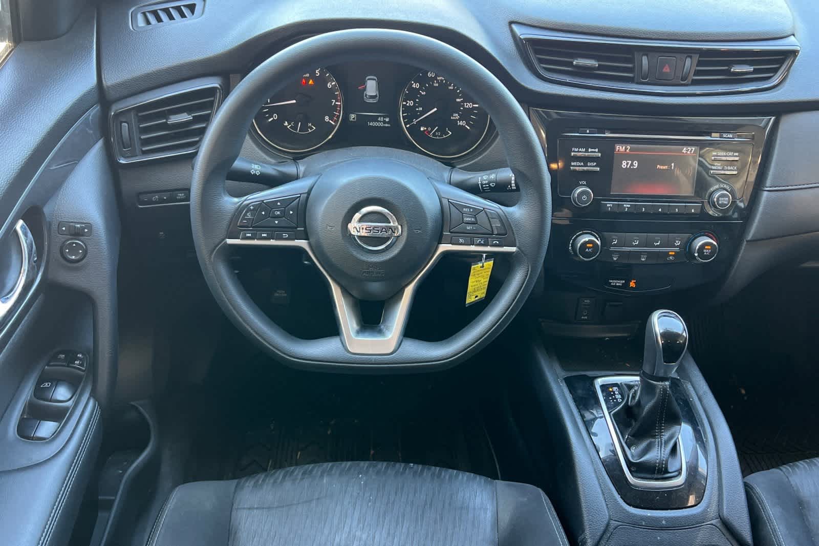 Thumbnail: 2017 Nissan Rogue - 17