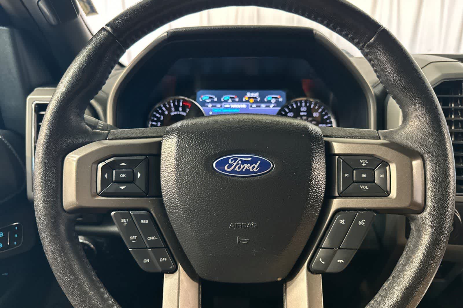 Thumbnail: 2020 Ford Expedition - 27