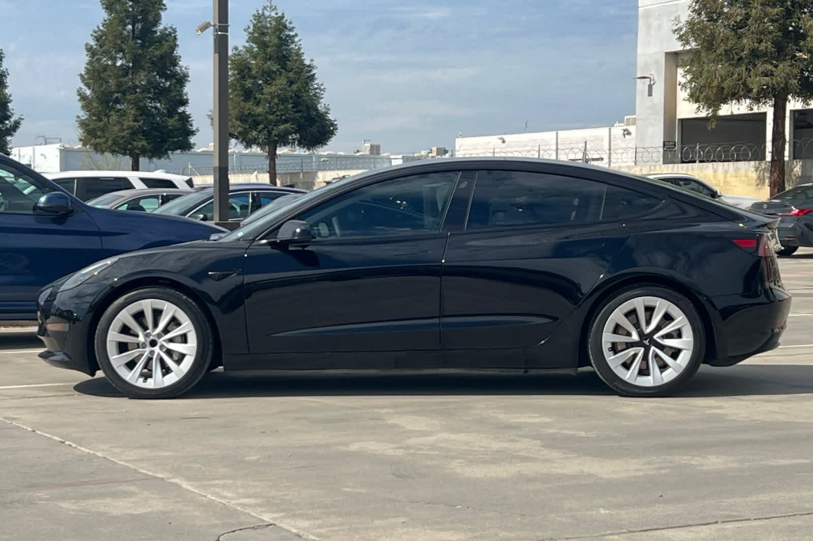 Thumbnail: 2021 Tesla Model 3 - 6