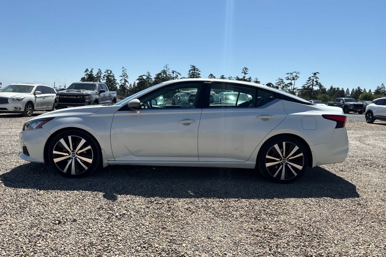 Thumbnail: 2020 Nissan Altima - 6