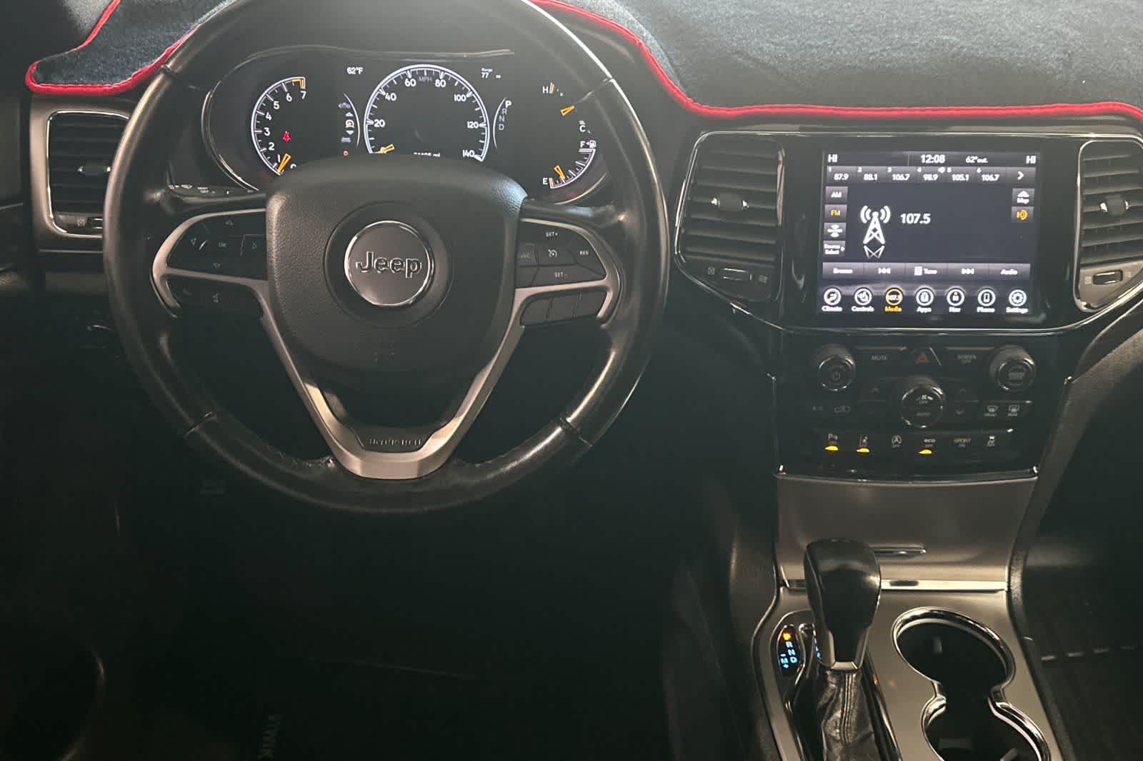 Thumbnail: 2020 Jeep Grand Cherokee - 16