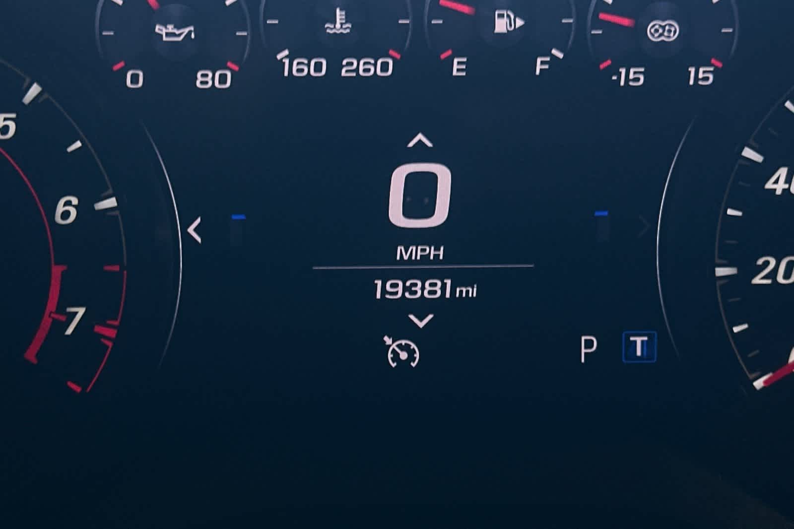 Thumbnail: 2021 Chevrolet Camaro - 27