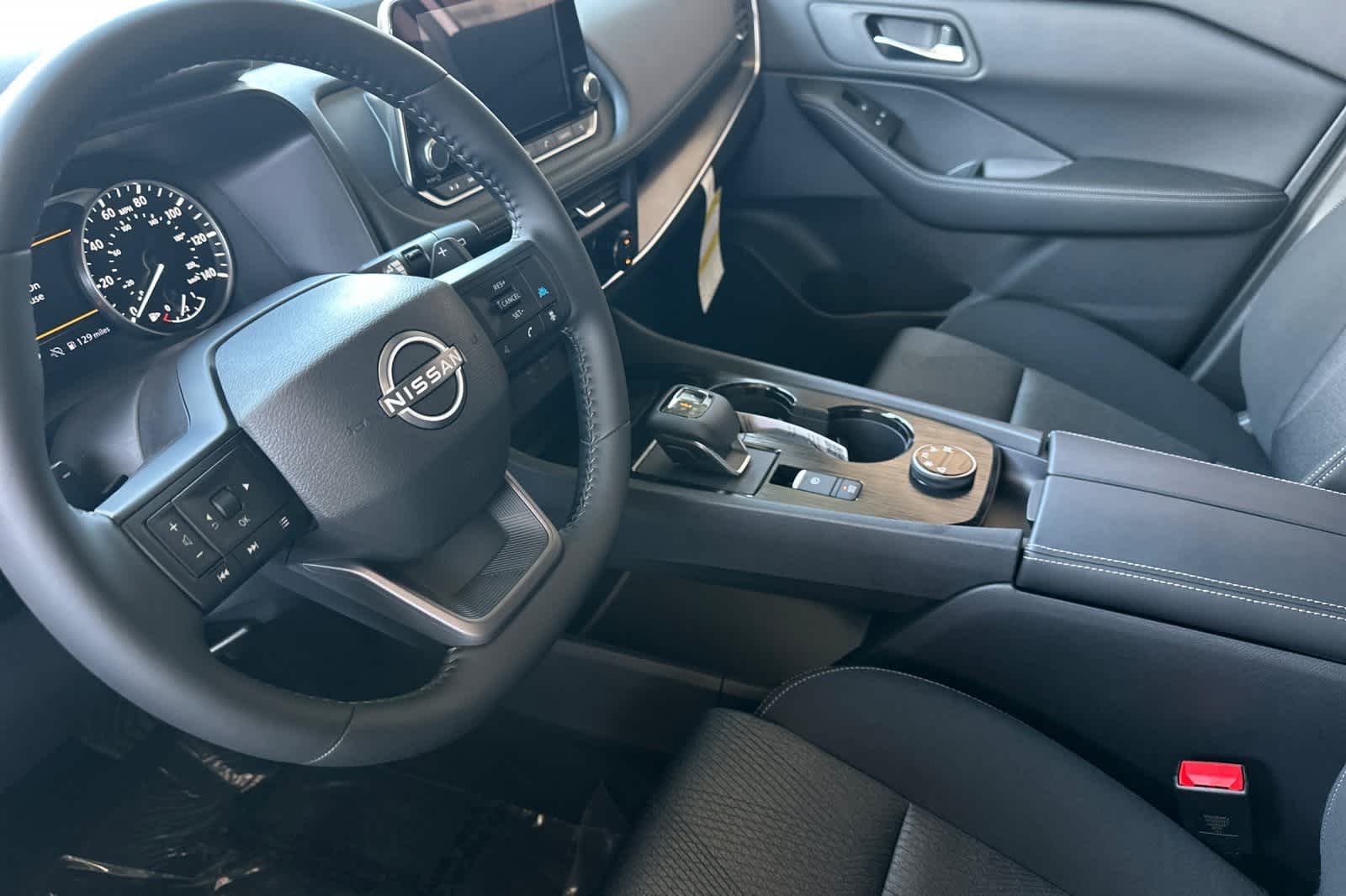 Thumbnail: 2026 Nissan Rogue - 12