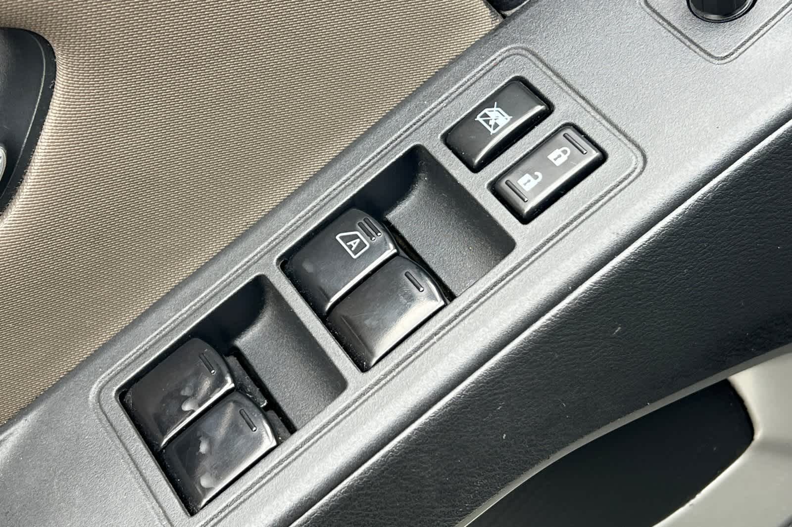 Thumbnail: 2023 Nissan Frontier - 14