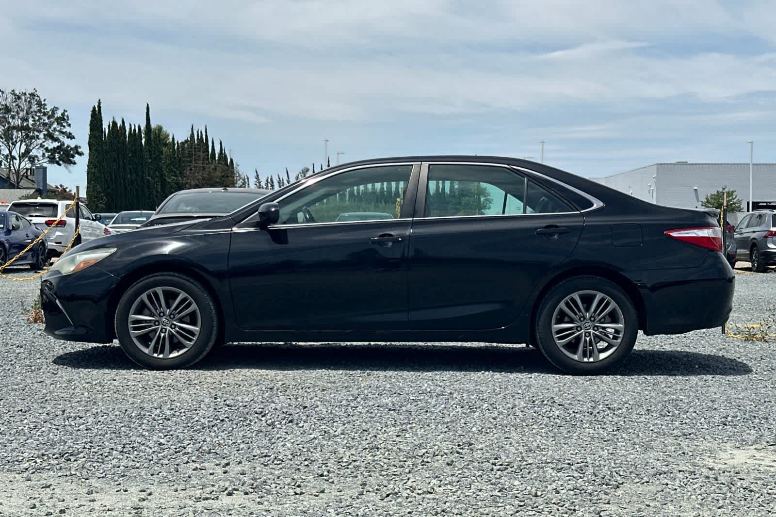 Thumbnail: 2016 Toyota Camry - 6