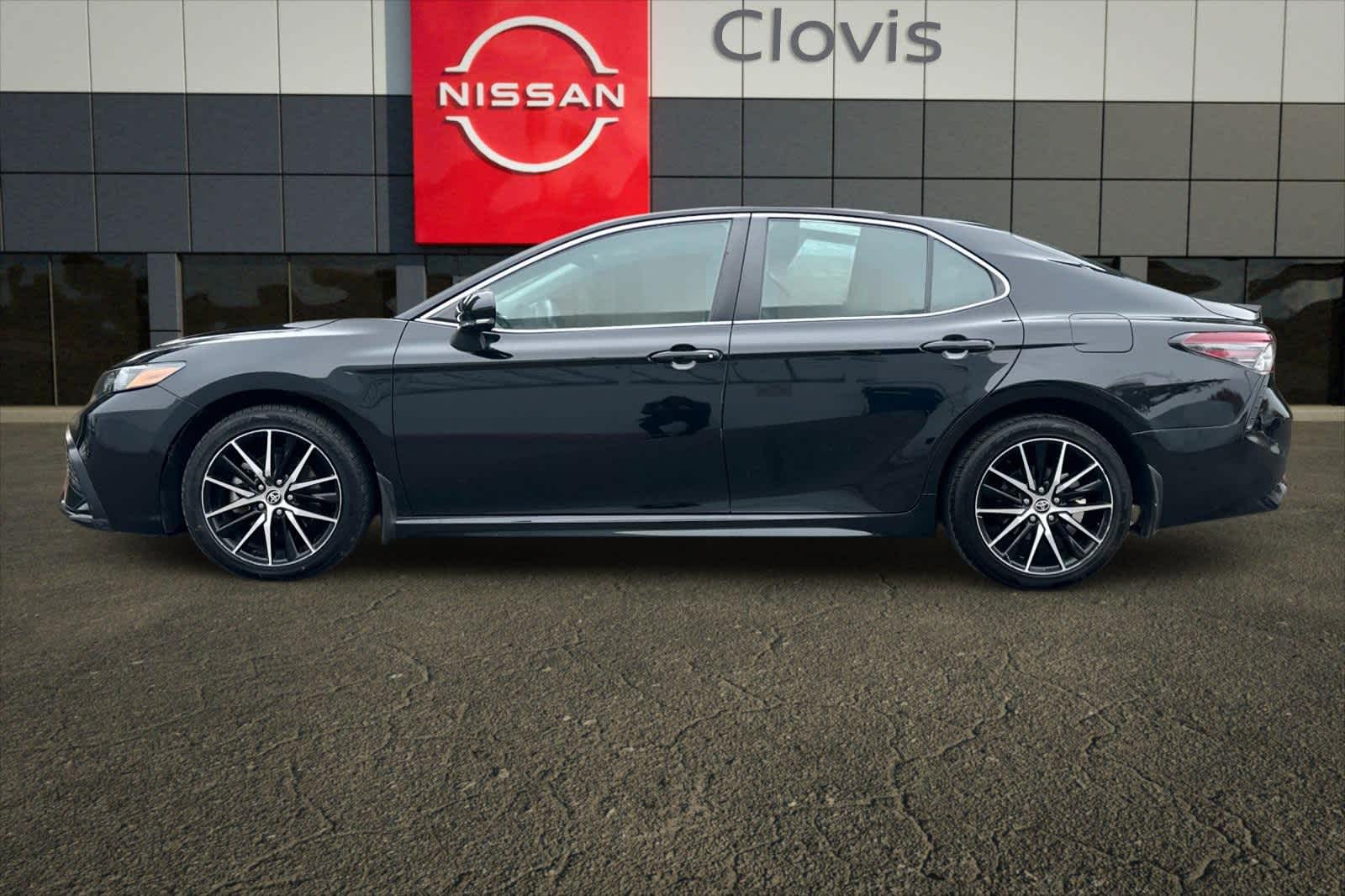 Thumbnail: 2023 Toyota Camry - 6