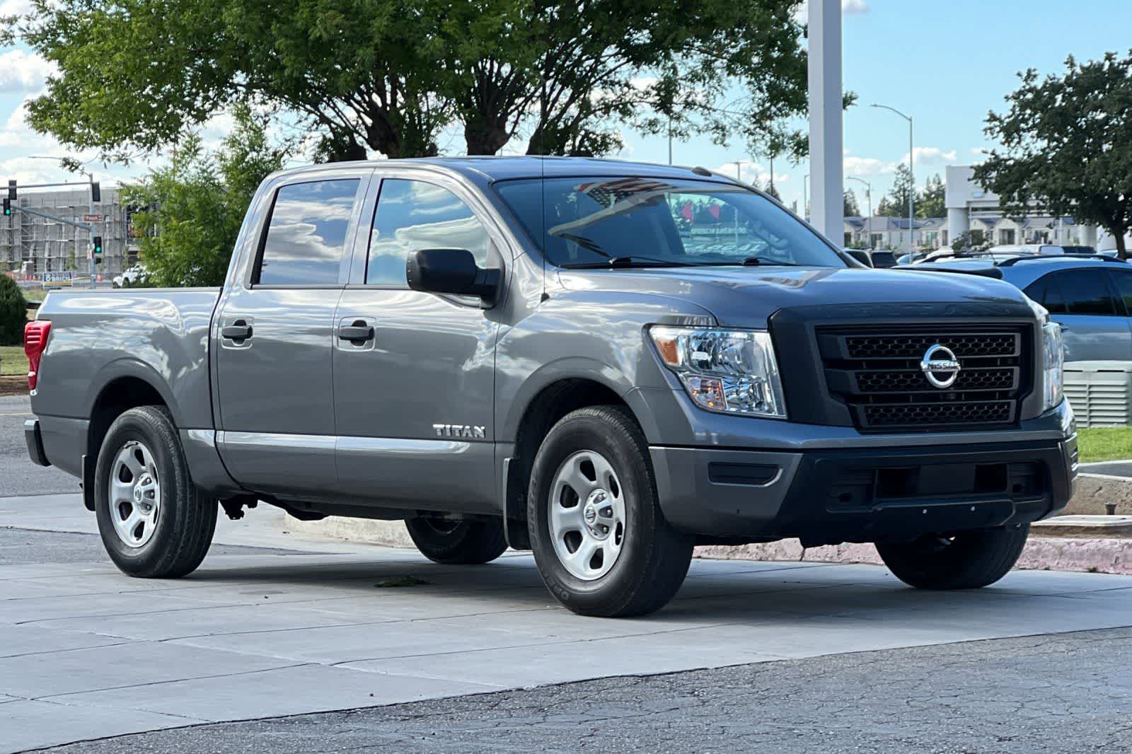 Thumbnail: 2021 Nissan Titan - 10